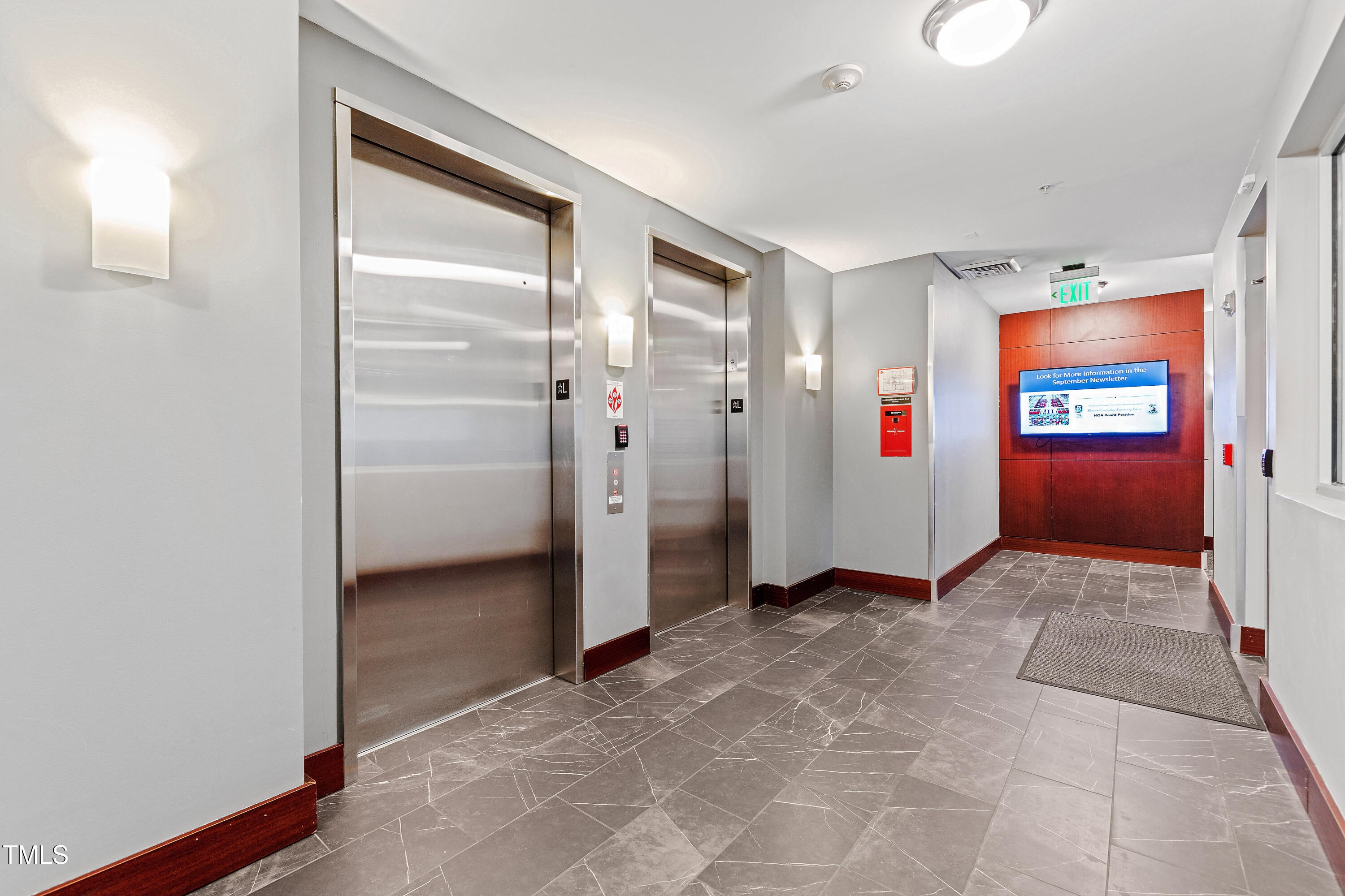 400 W North Street # 610