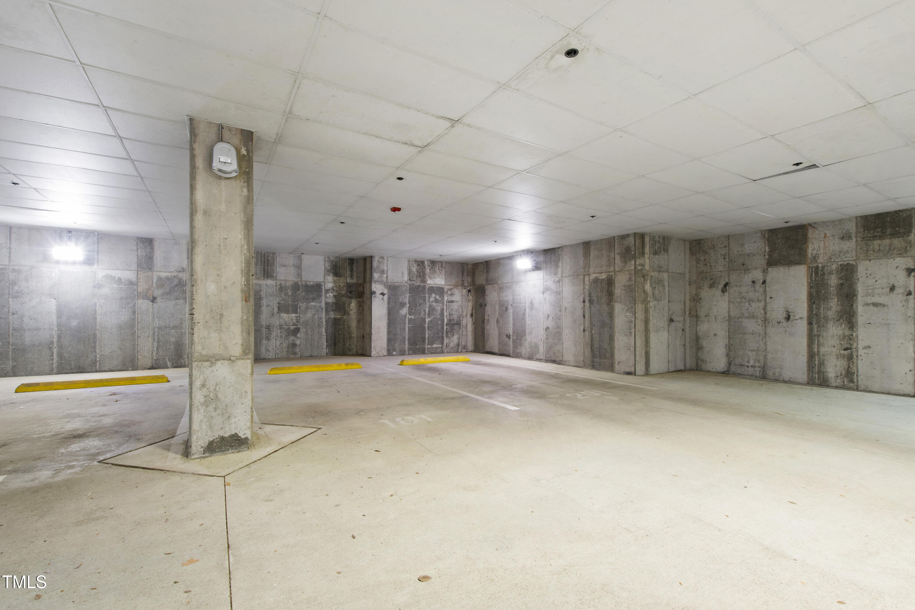 340 Allister Drive # 201