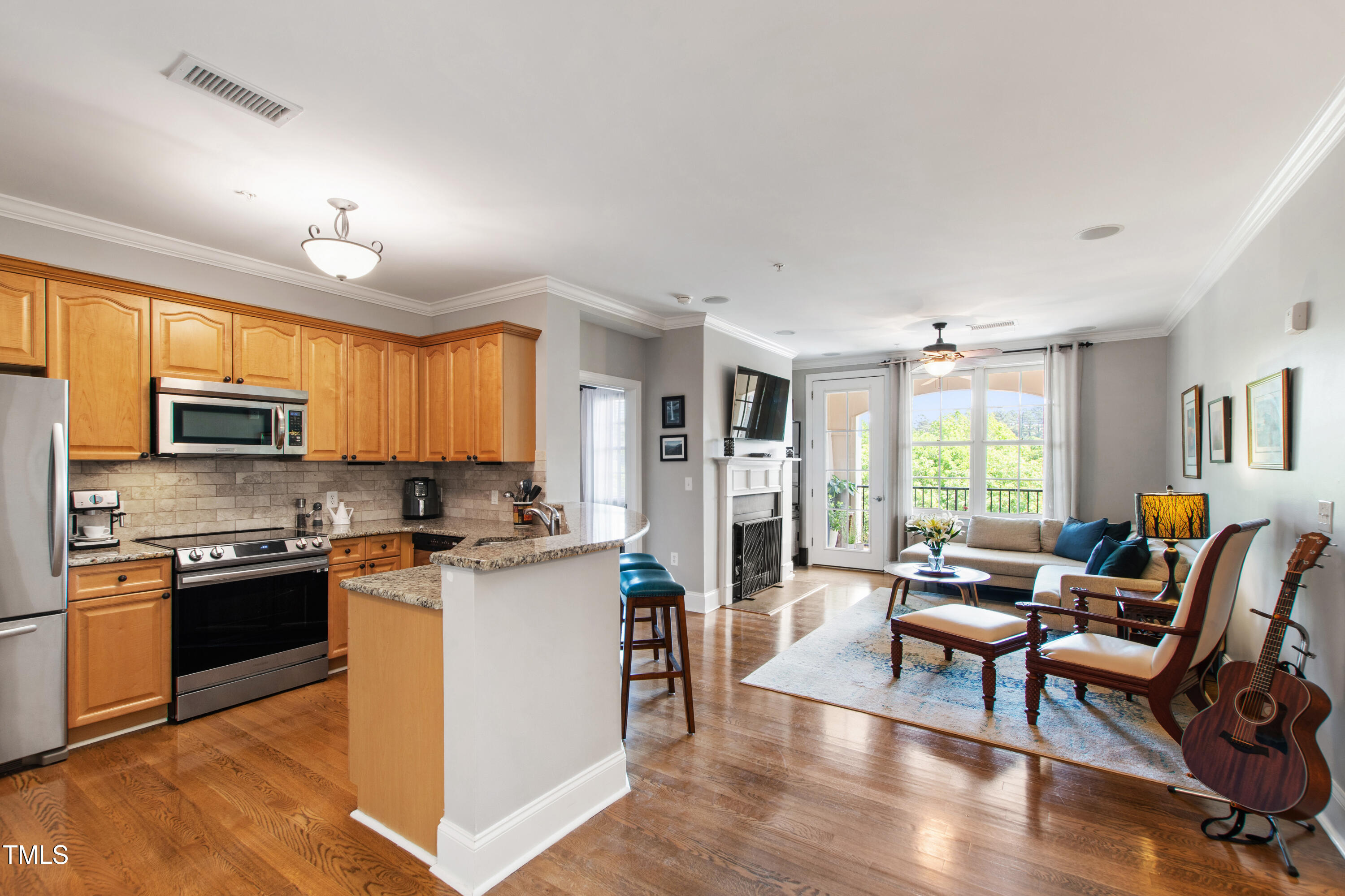 340 Allister Drive # 201