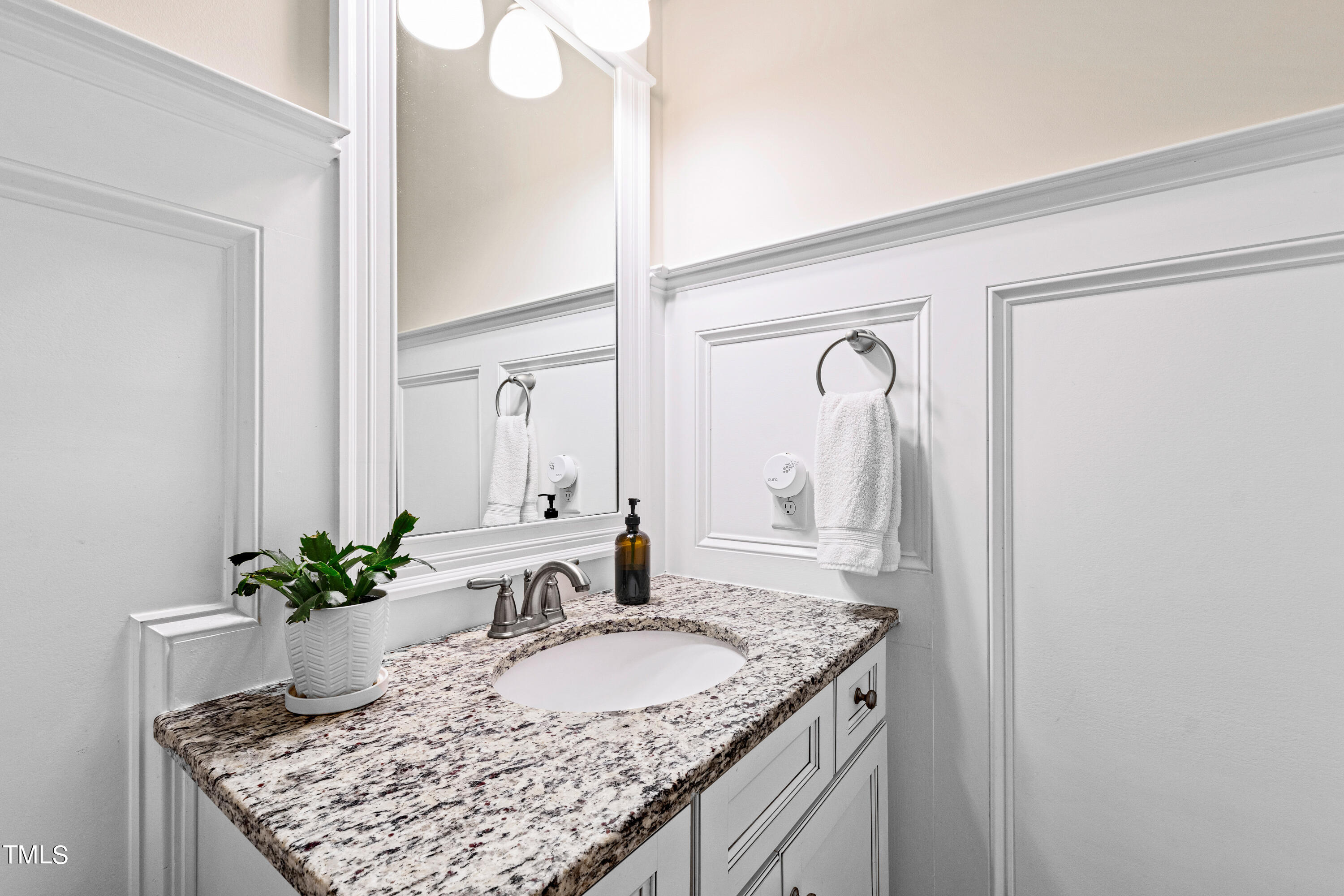 3209 Bryant Falls Court