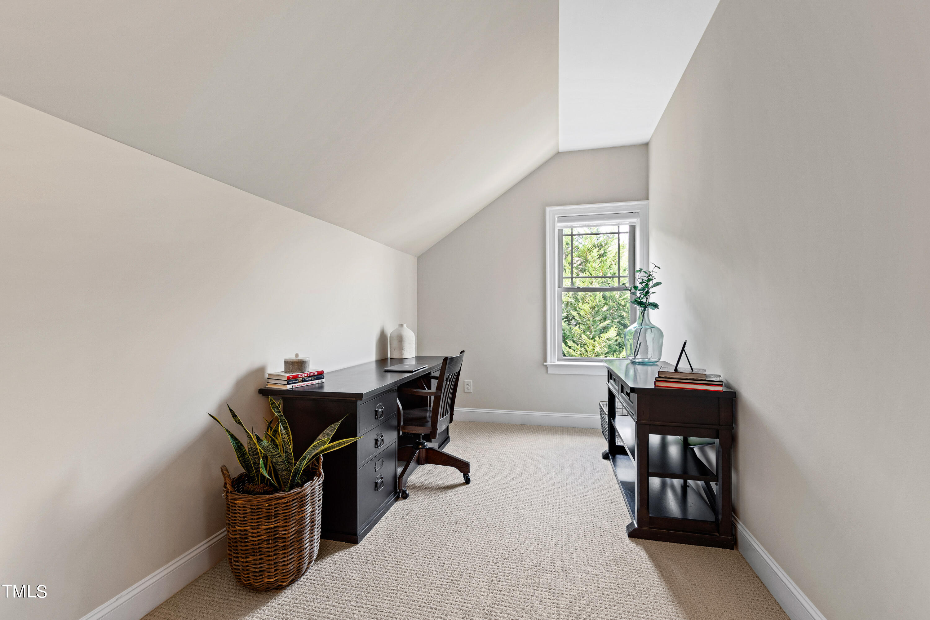 3209 Bryant Falls Court