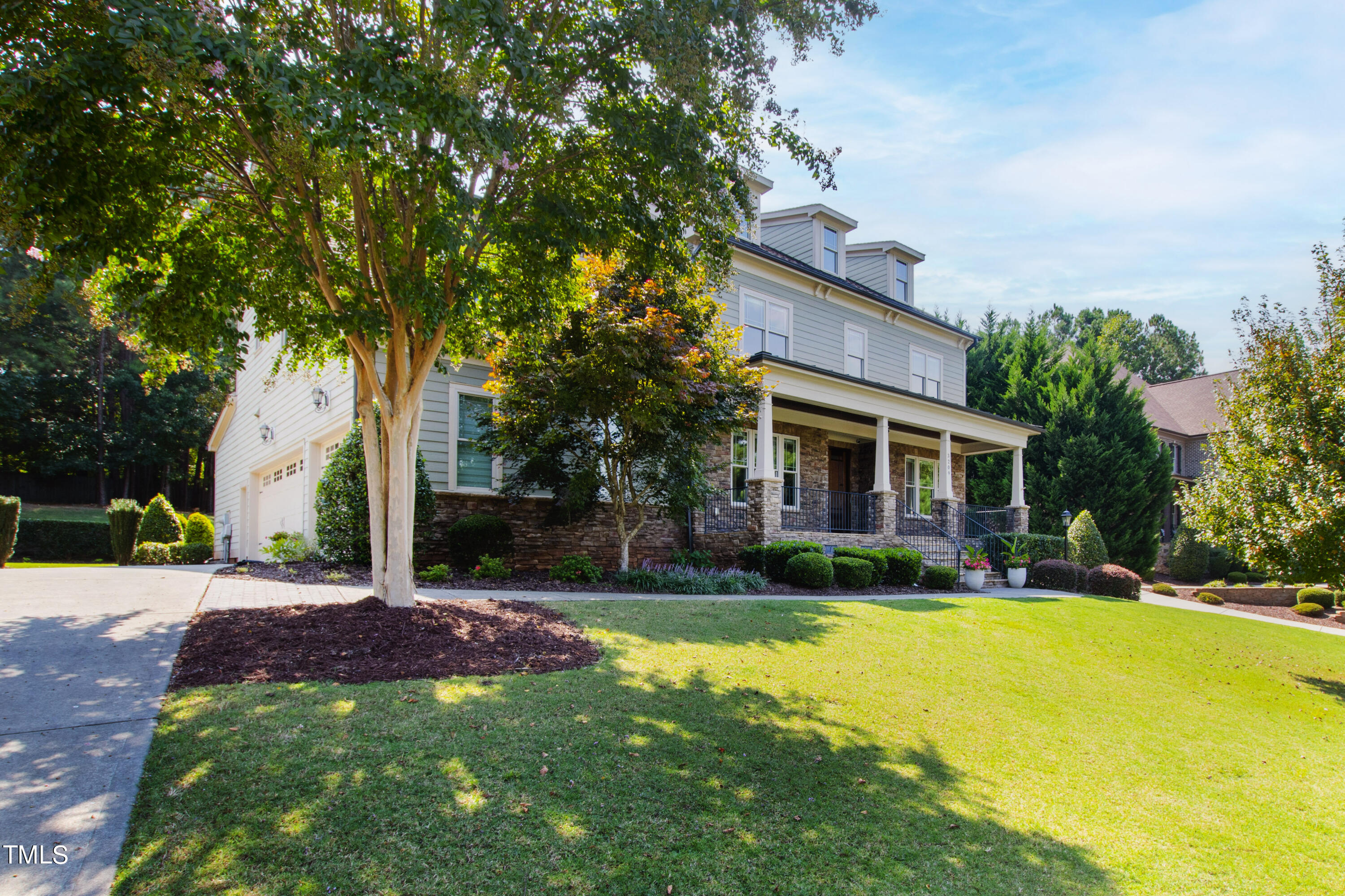 3209 Bryant Falls Court