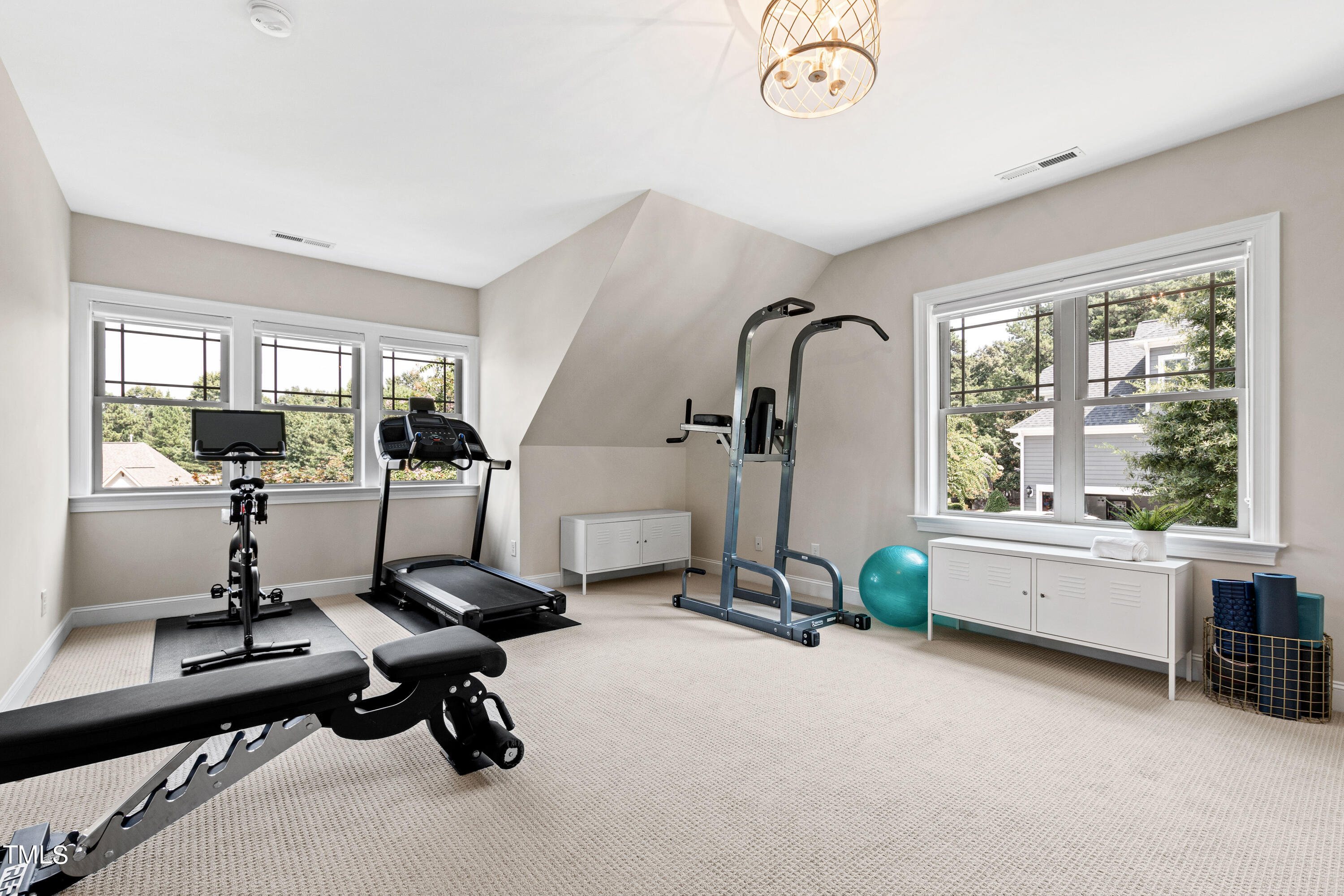 3209 Bryant Falls Court