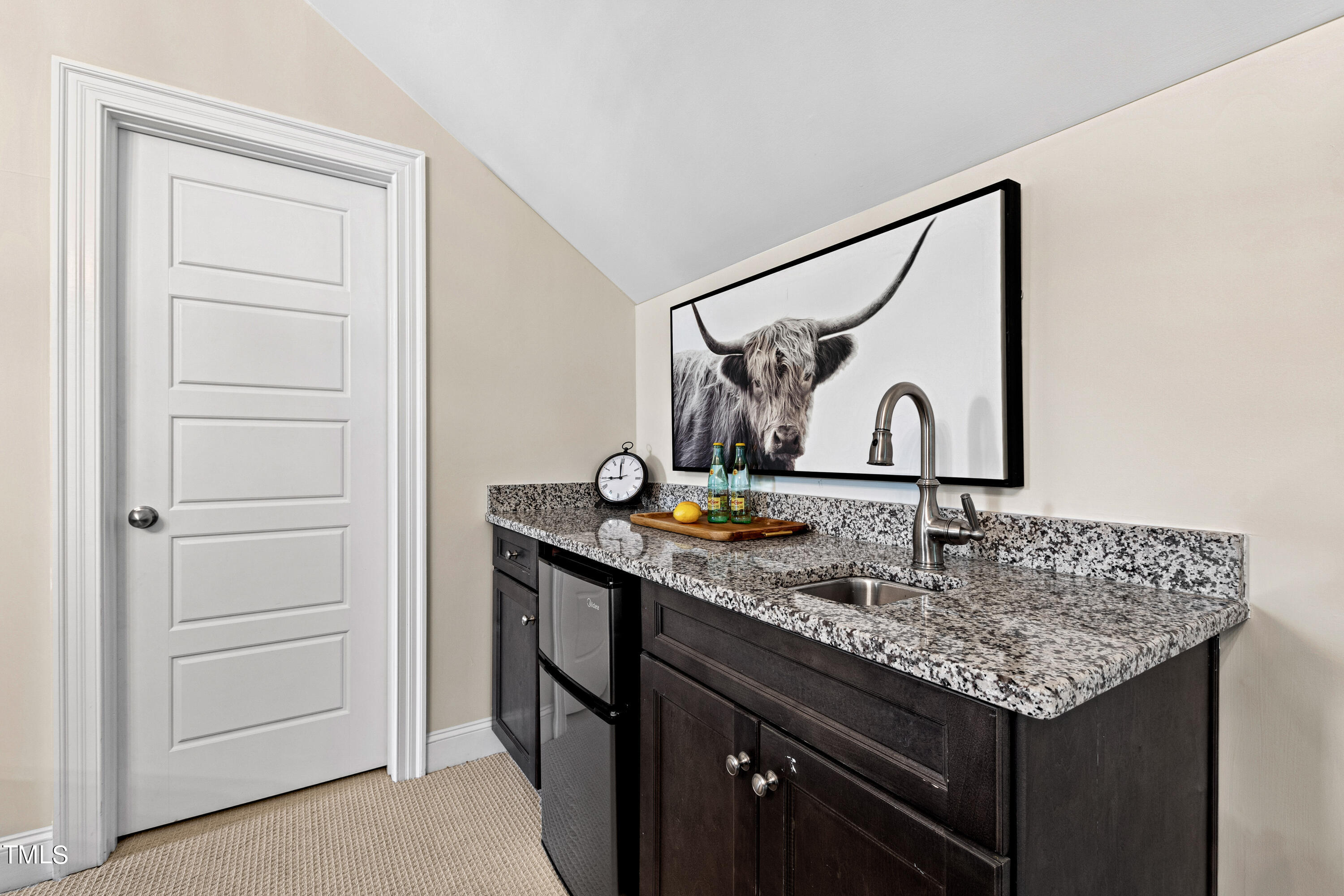 3209 Bryant Falls Court