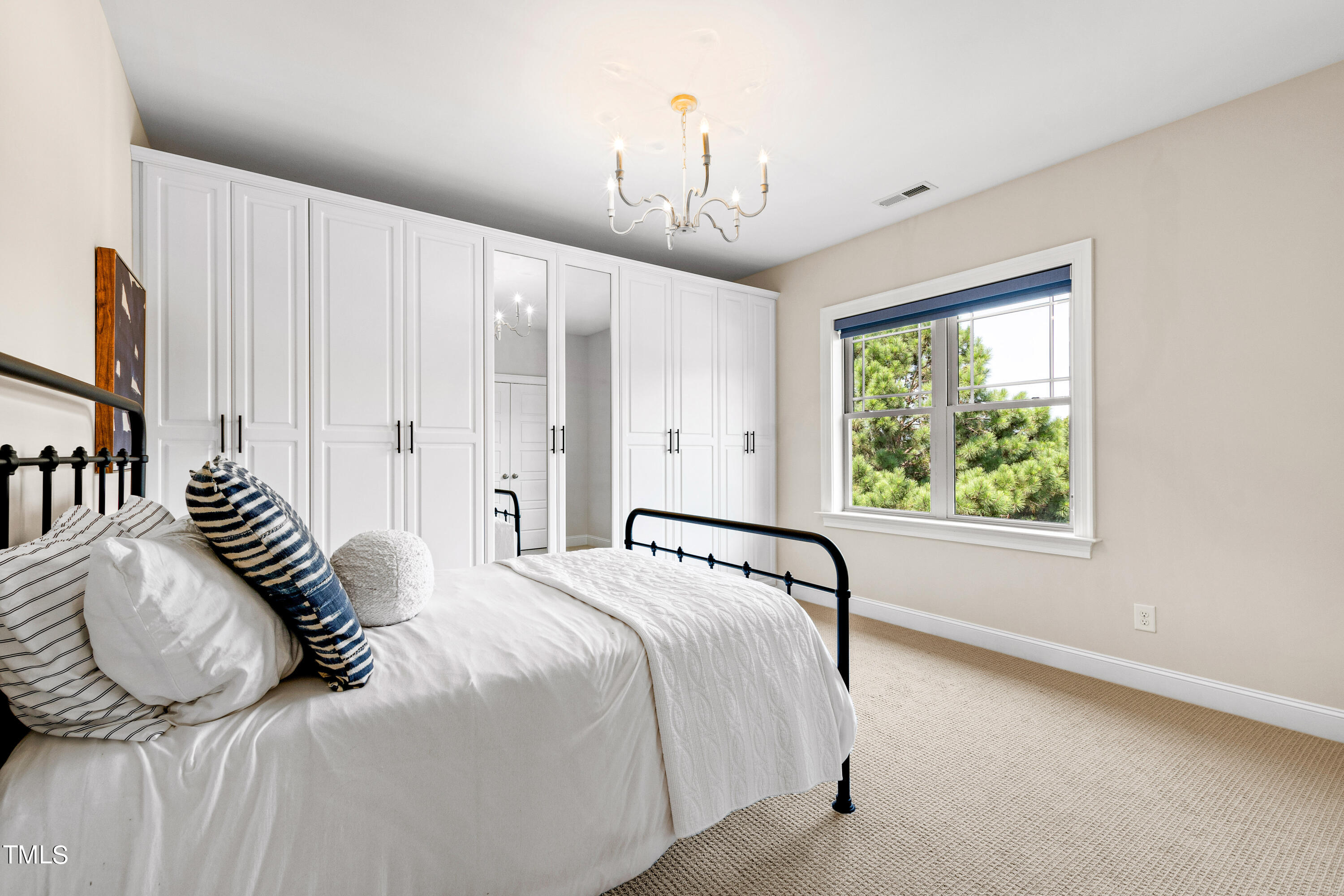 3209 Bryant Falls Court