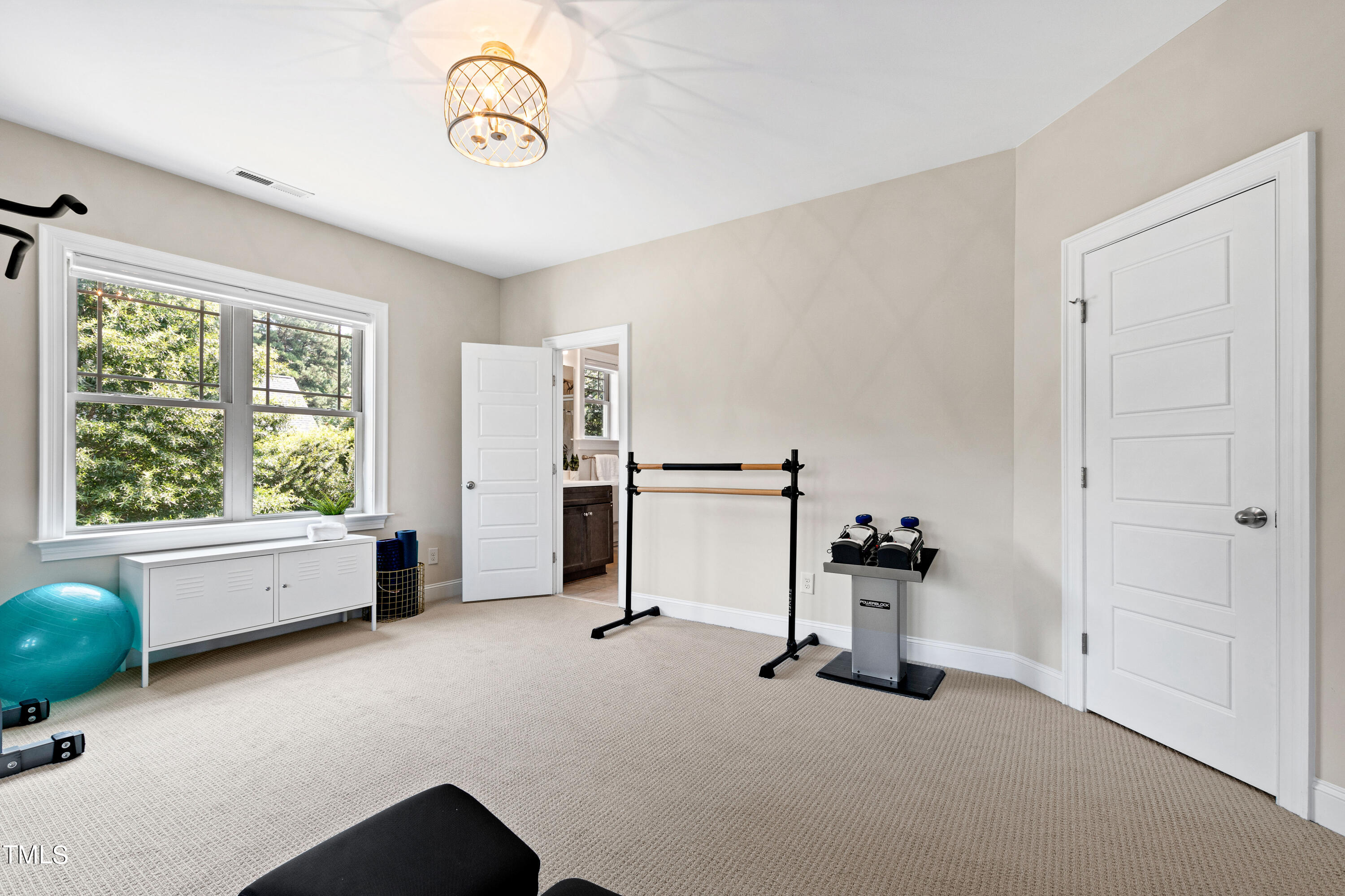 3209 Bryant Falls Court