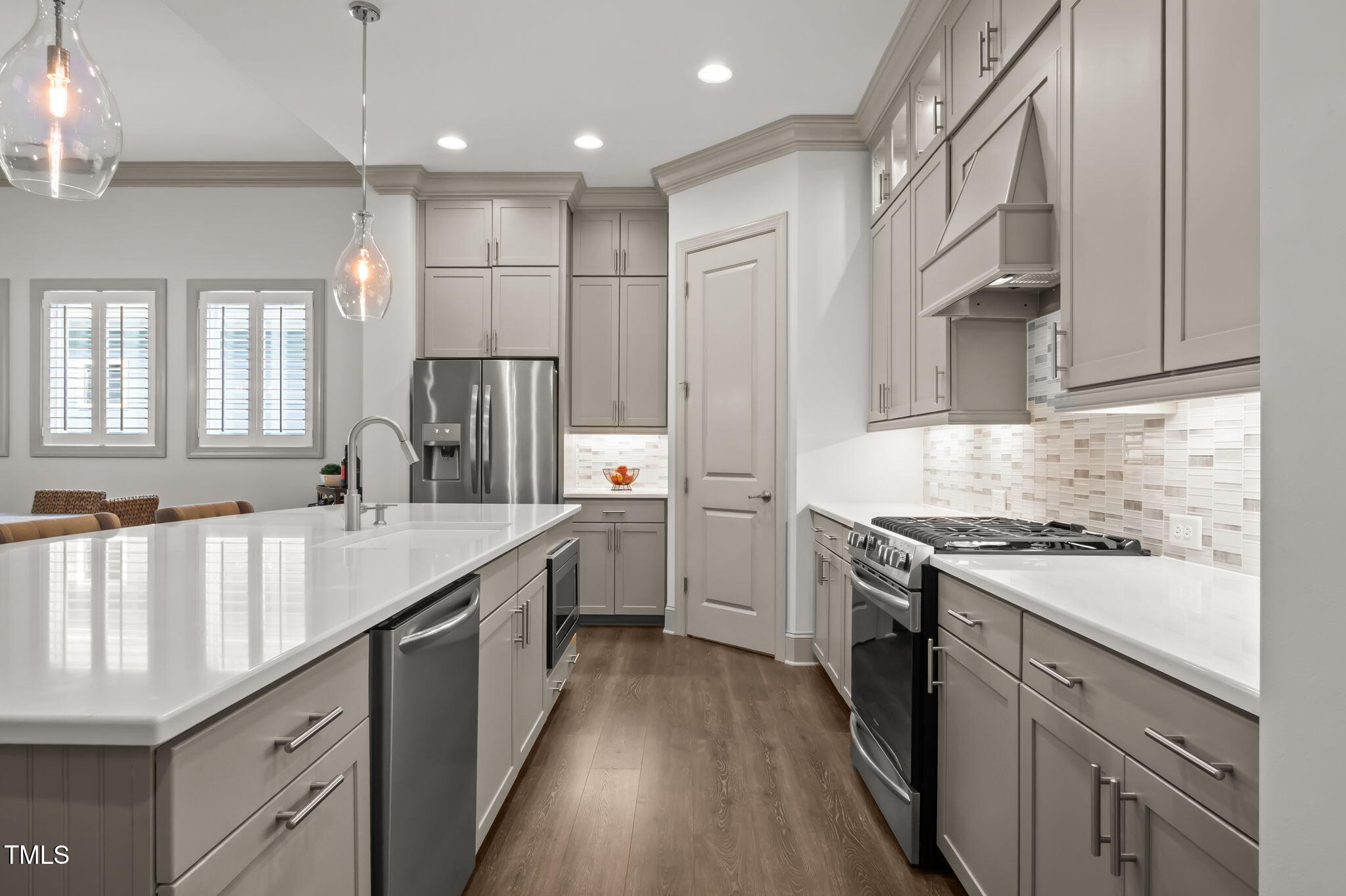 586 Middleton Place