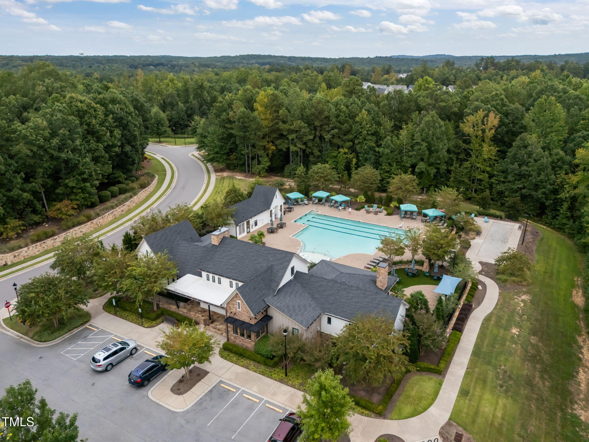 586 Middleton Place