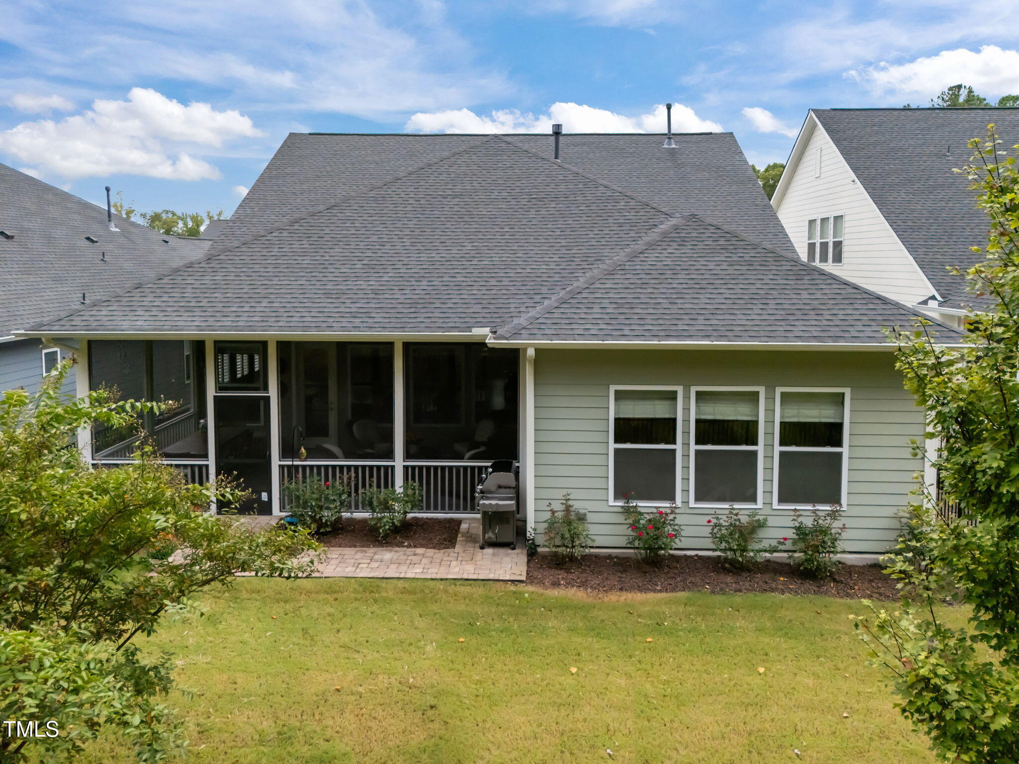 586 Middleton Place