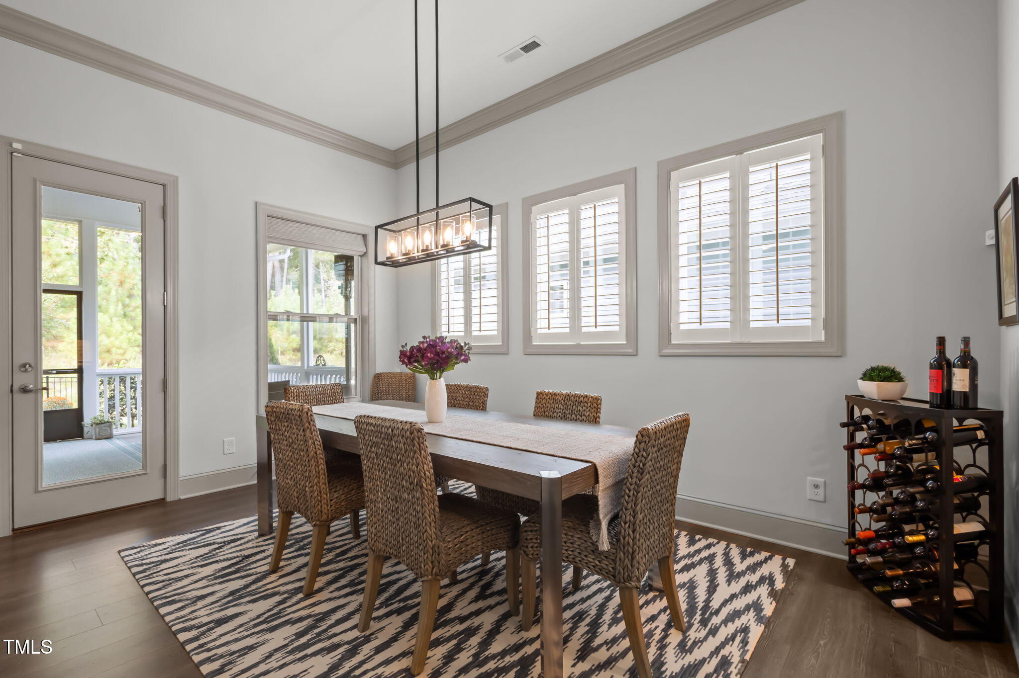 586 Middleton Place