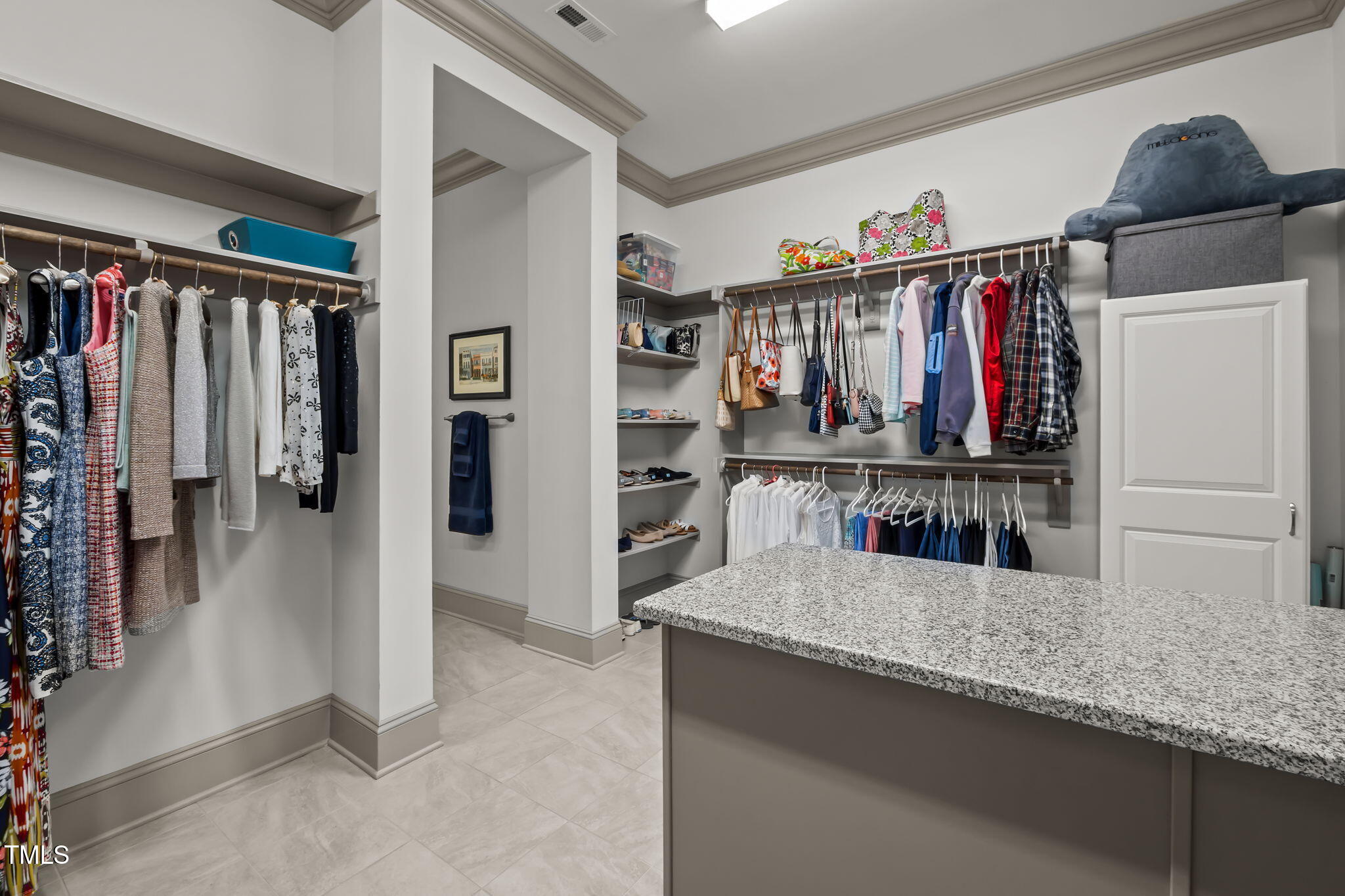 586 Middleton Place