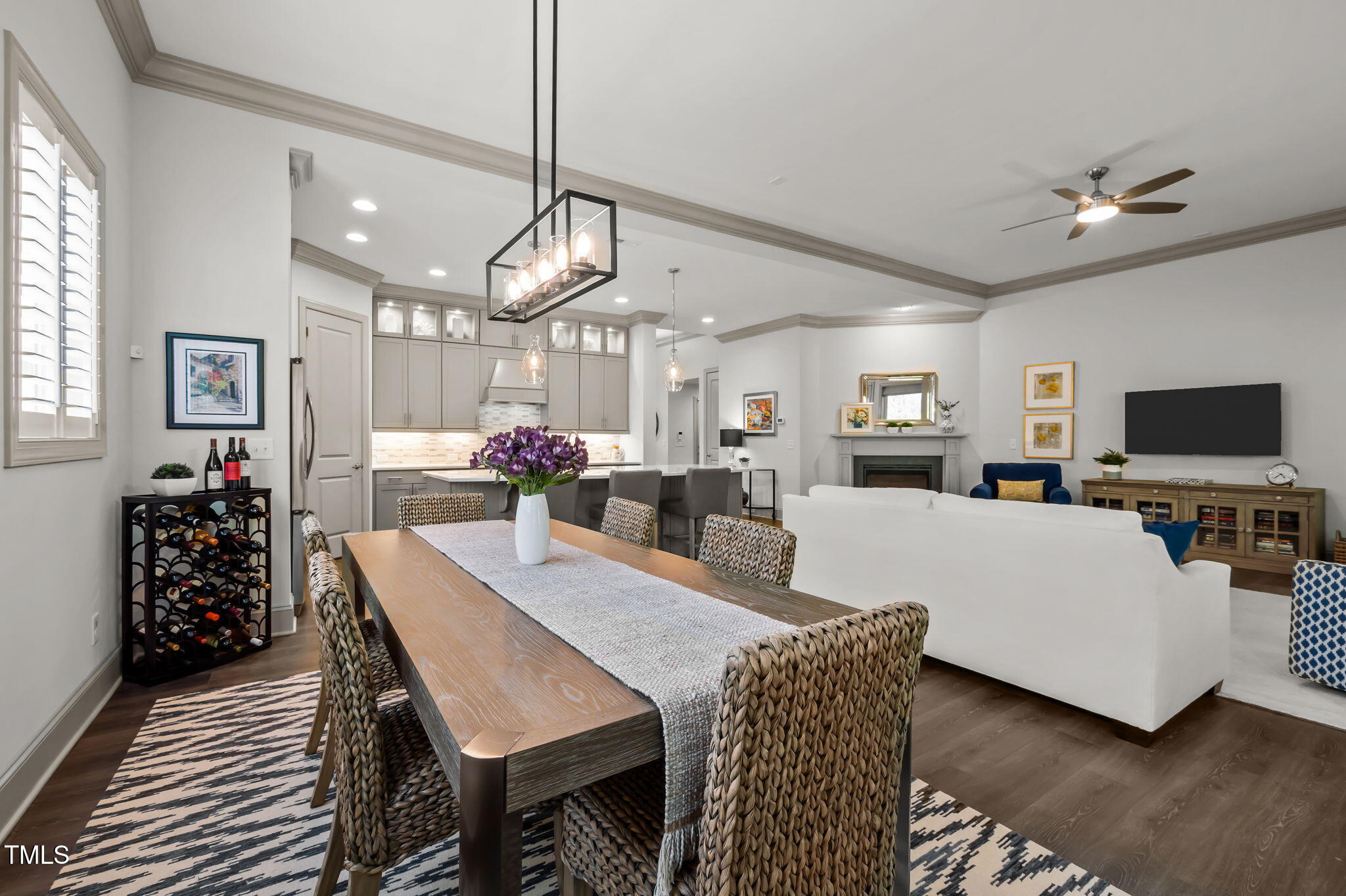 586 Middleton Place