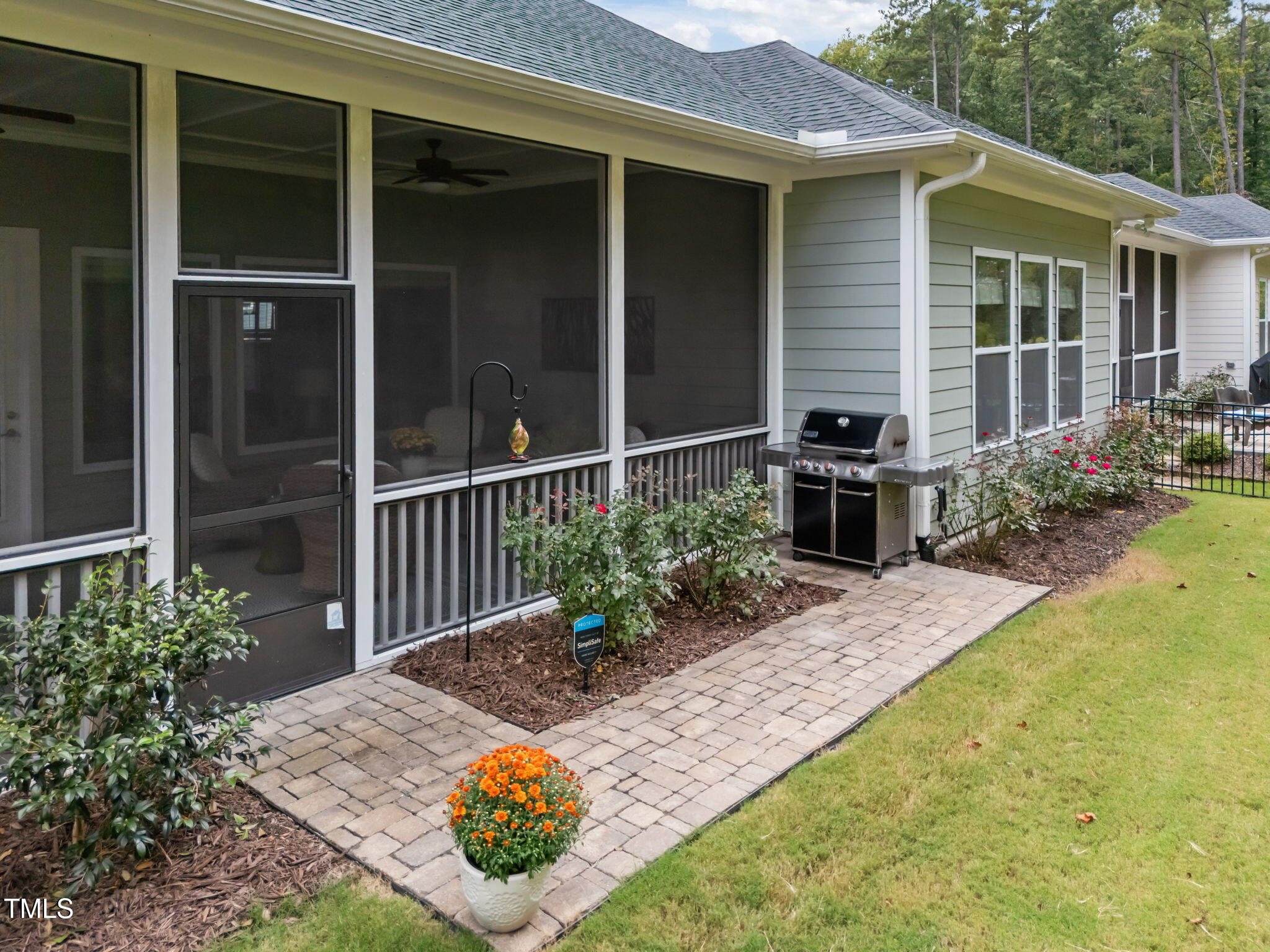 586 Middleton Place