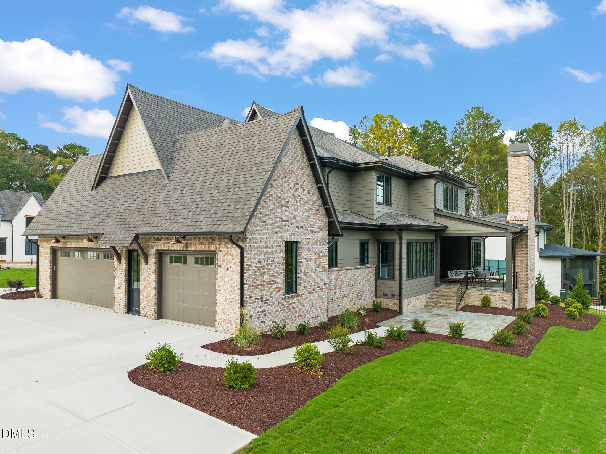 1812 Stream Manor Court