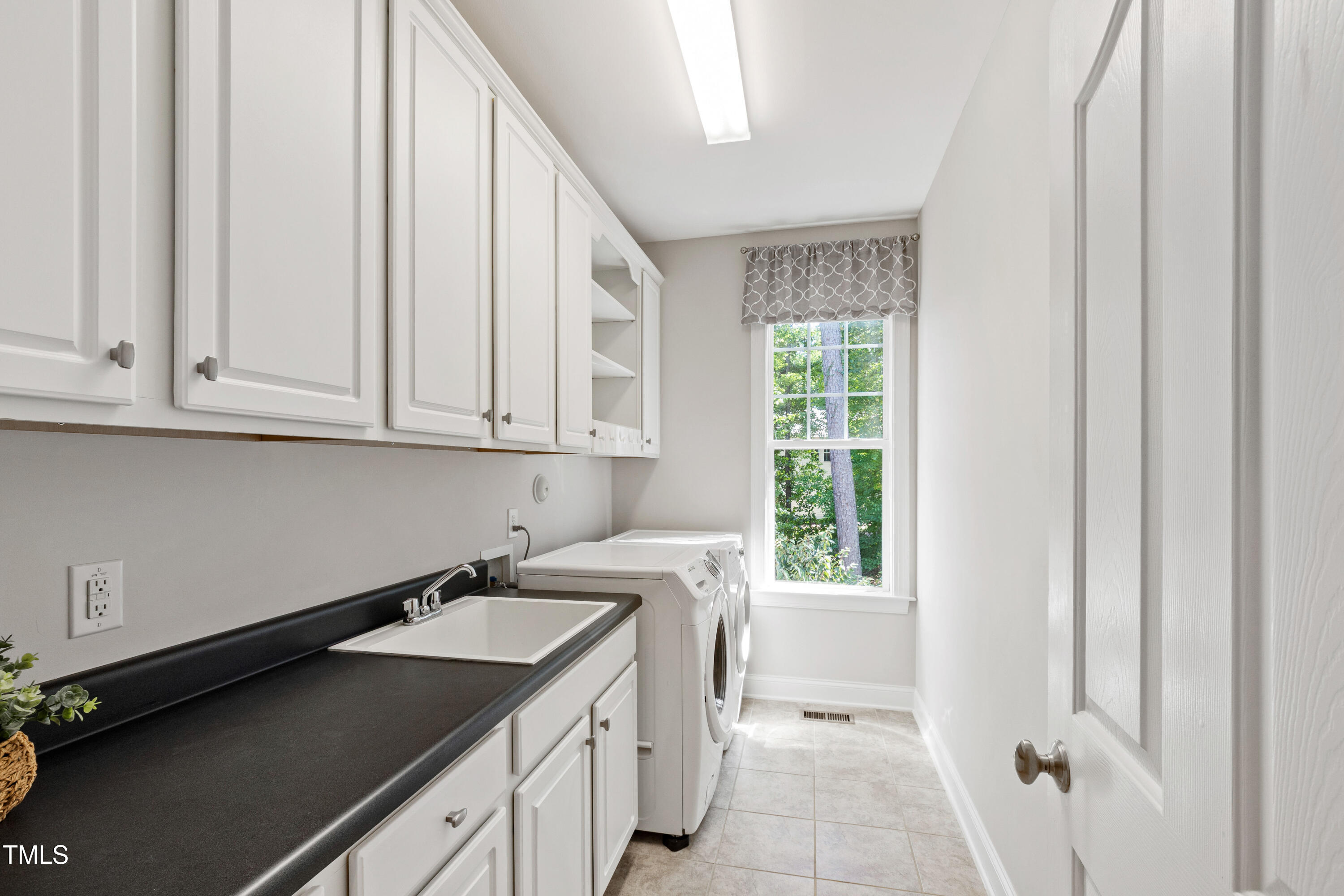 5004 Darcy Woods Lane