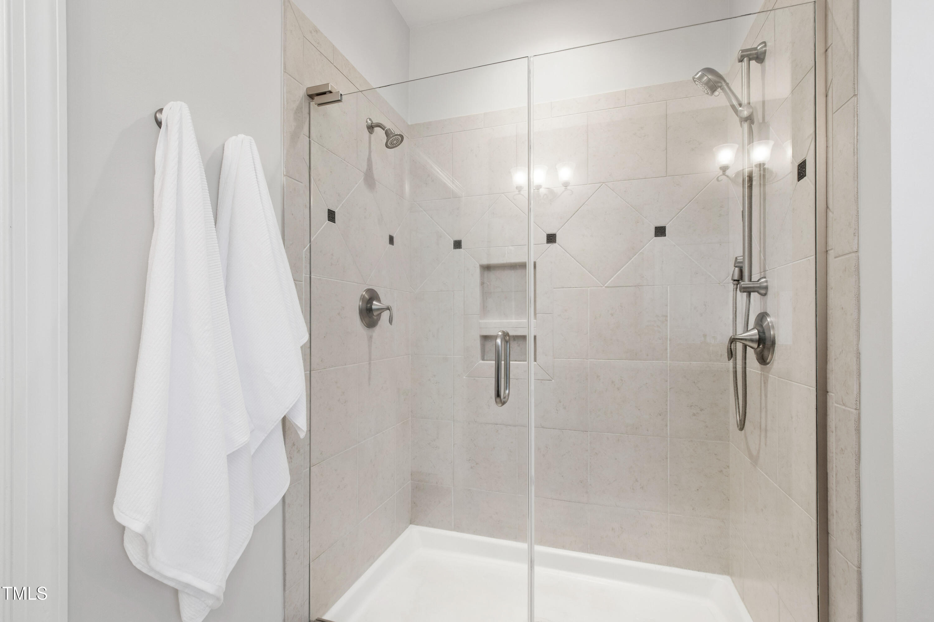 5004 Darcy Woods Lane