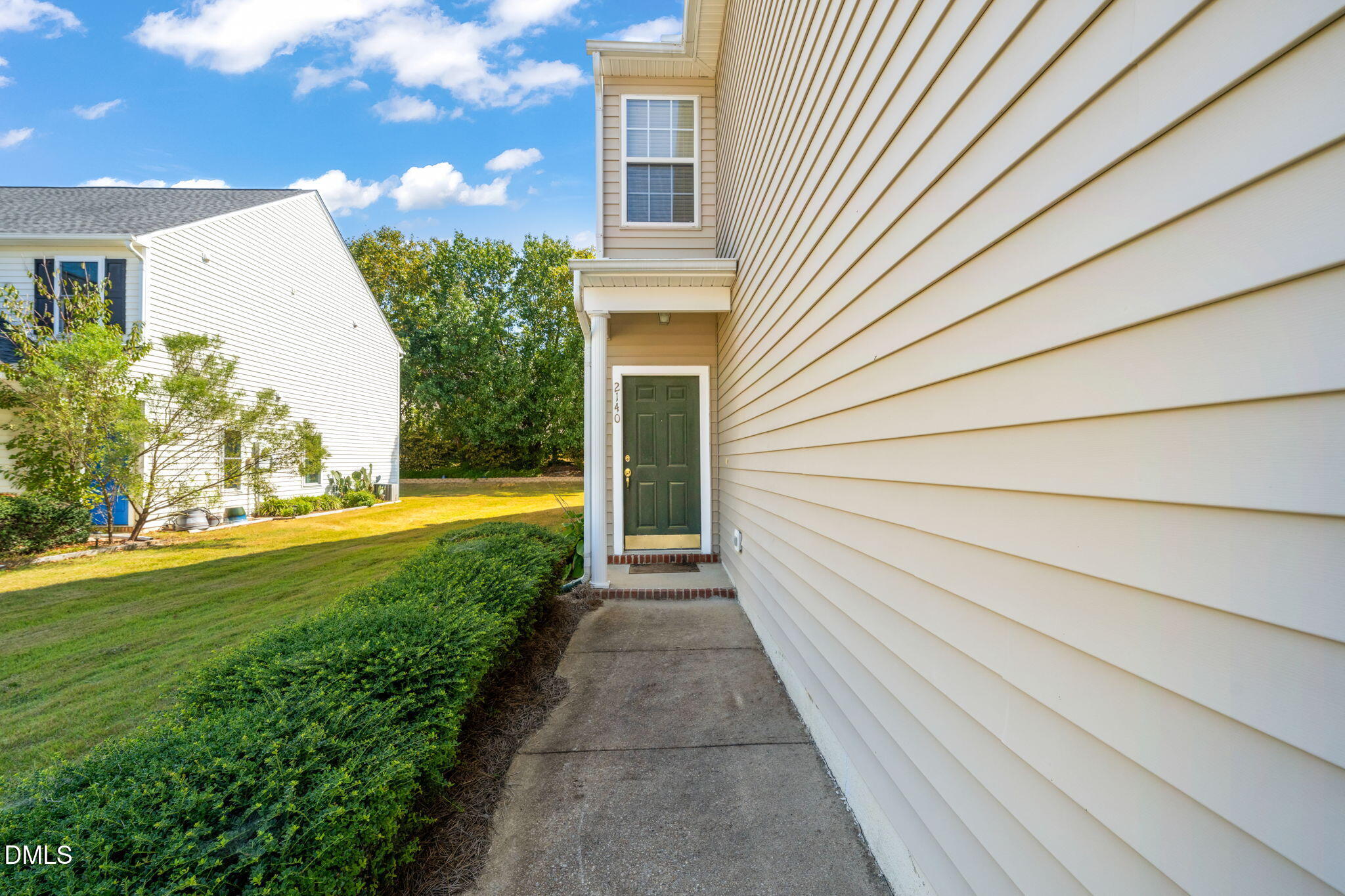 2140 Thornblade Drive