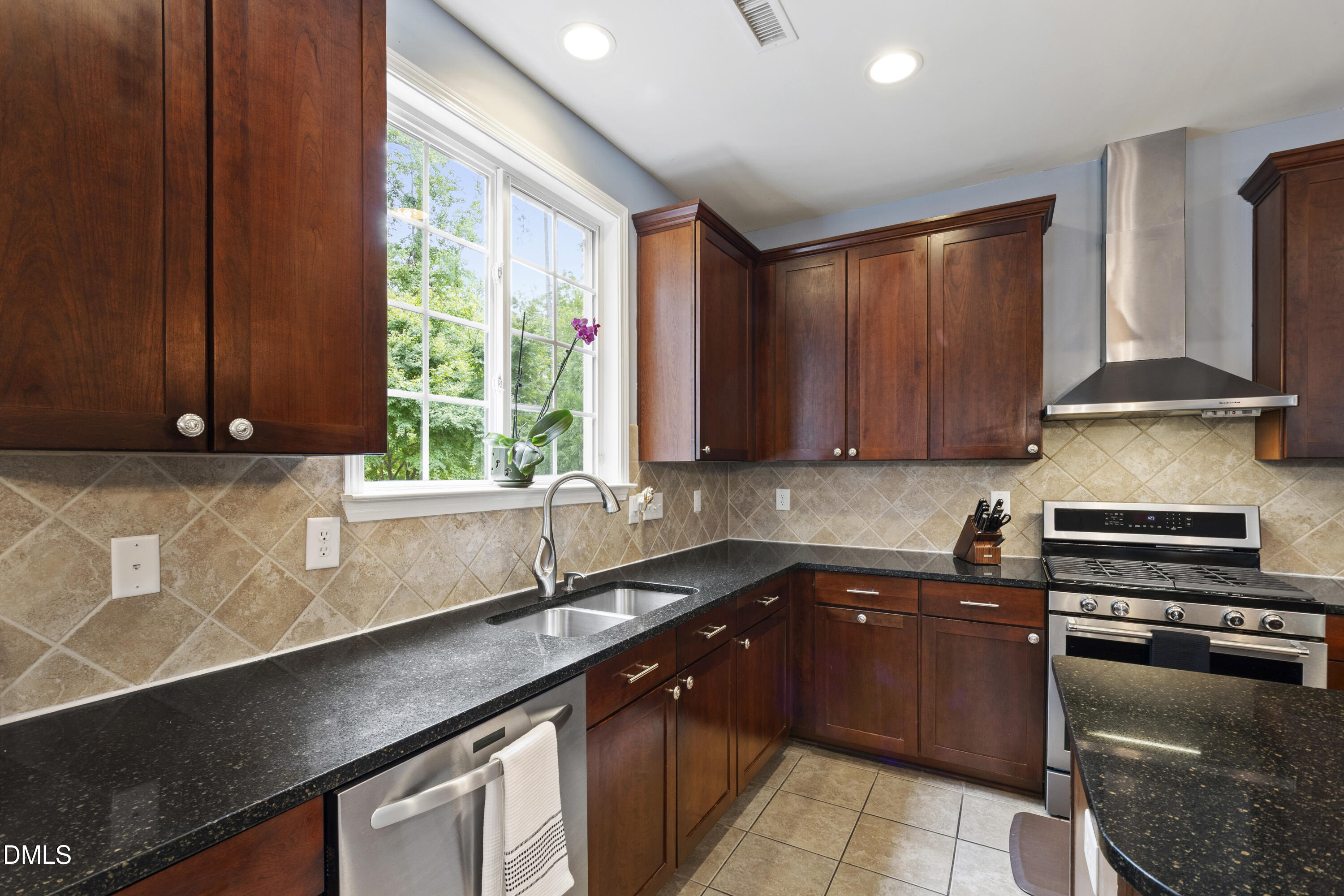 121 English Ivy Drive