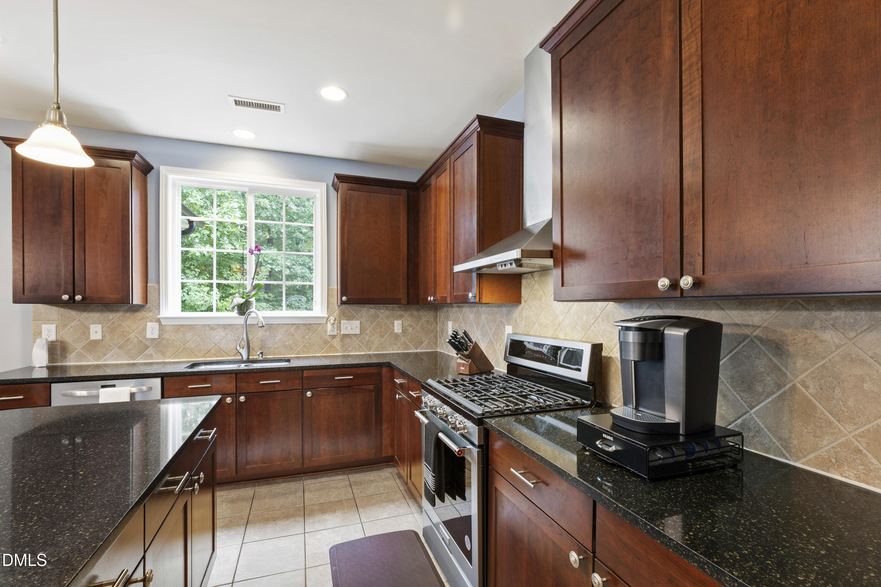 121 English Ivy Drive