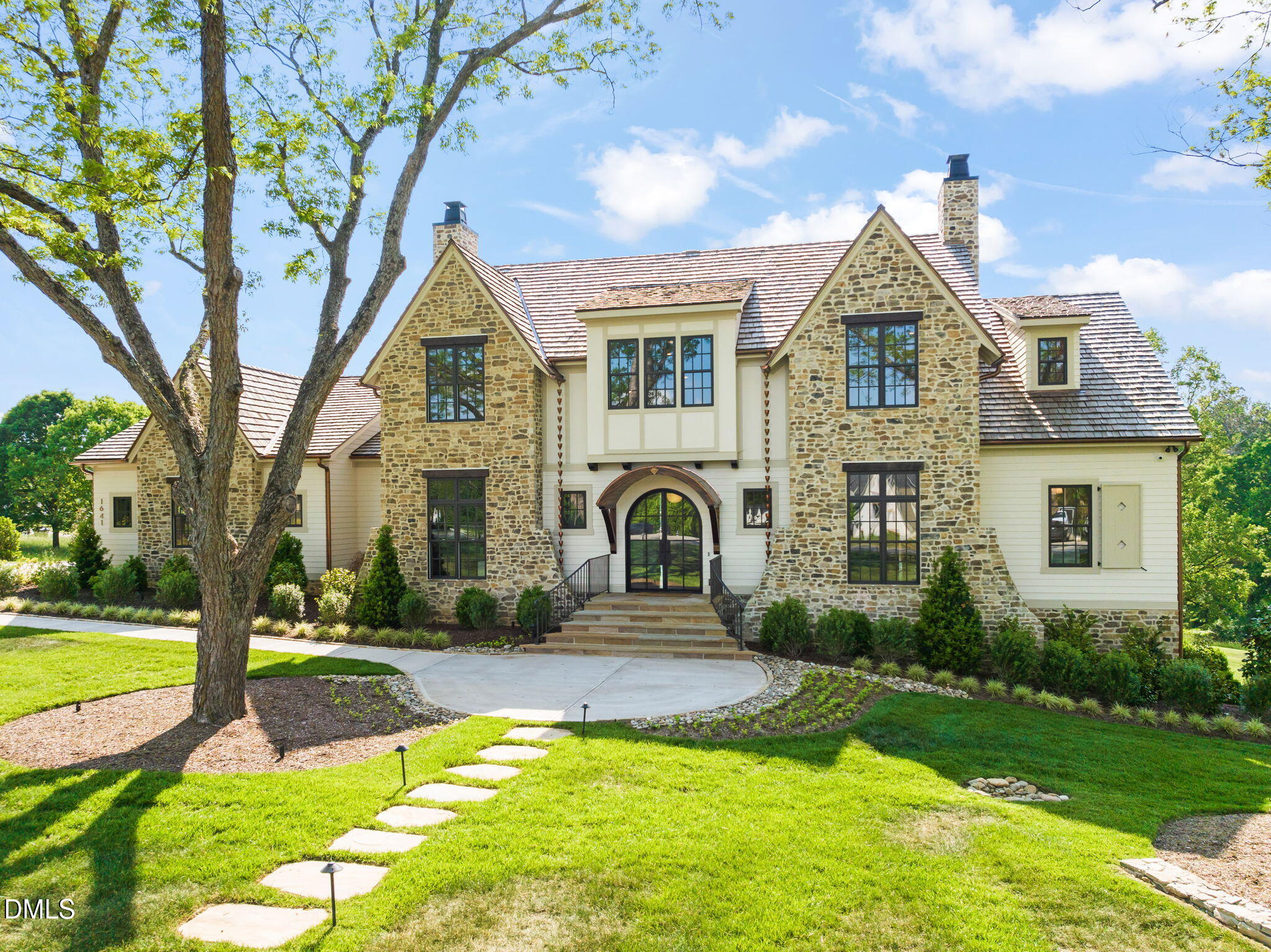 1641 Legacy Ridge Lane