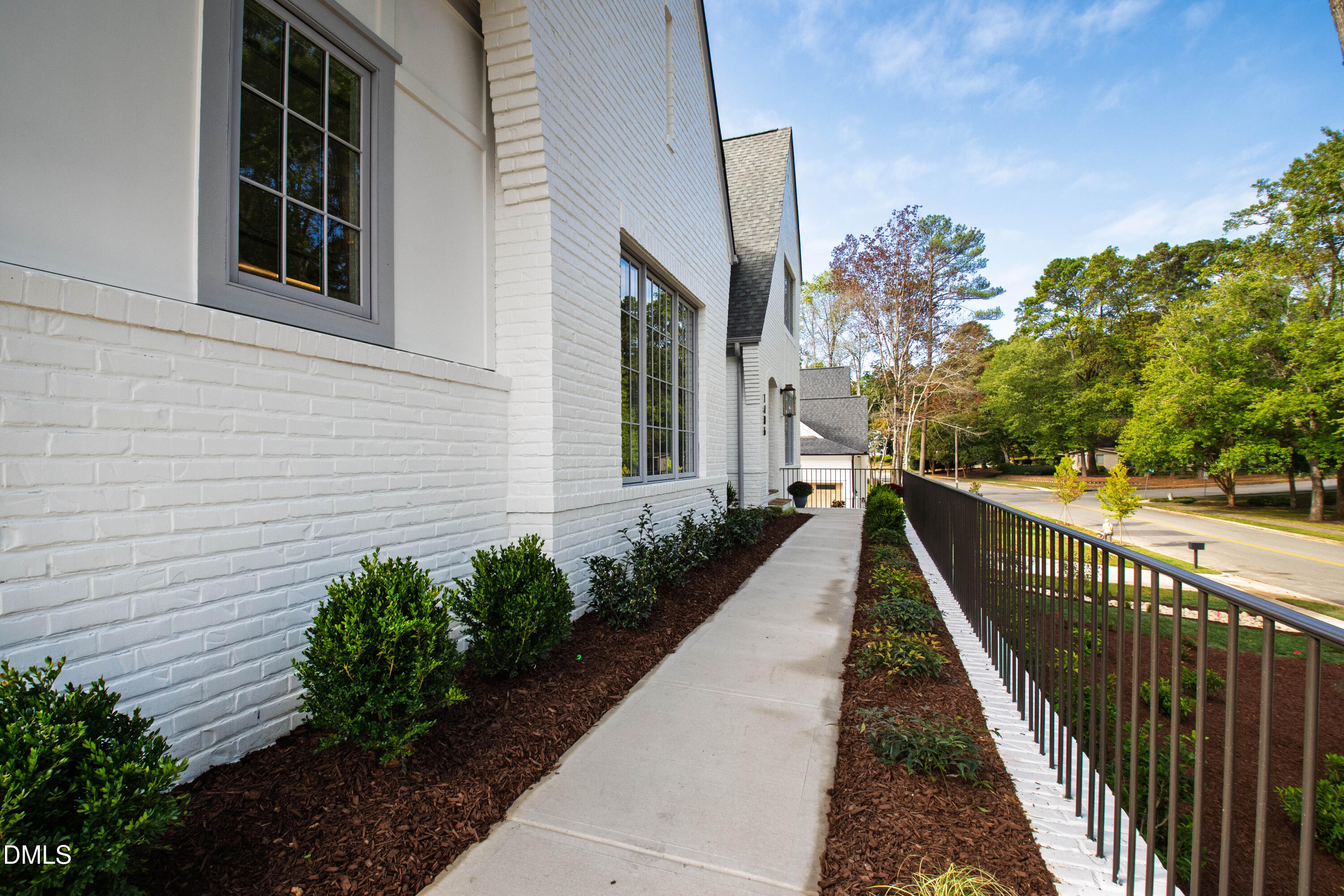 1406 Hunting Ridge Road