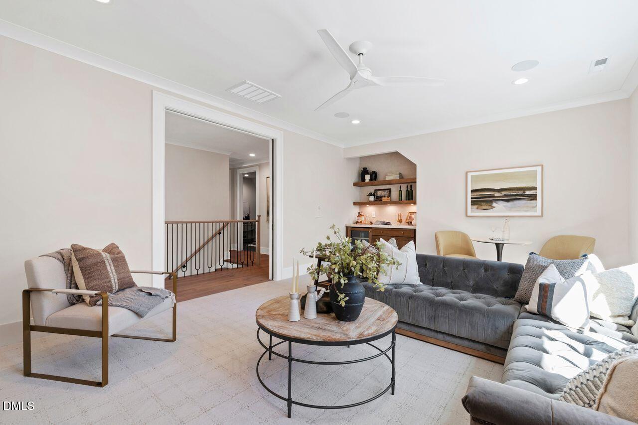 1406 Hunting Ridge Road