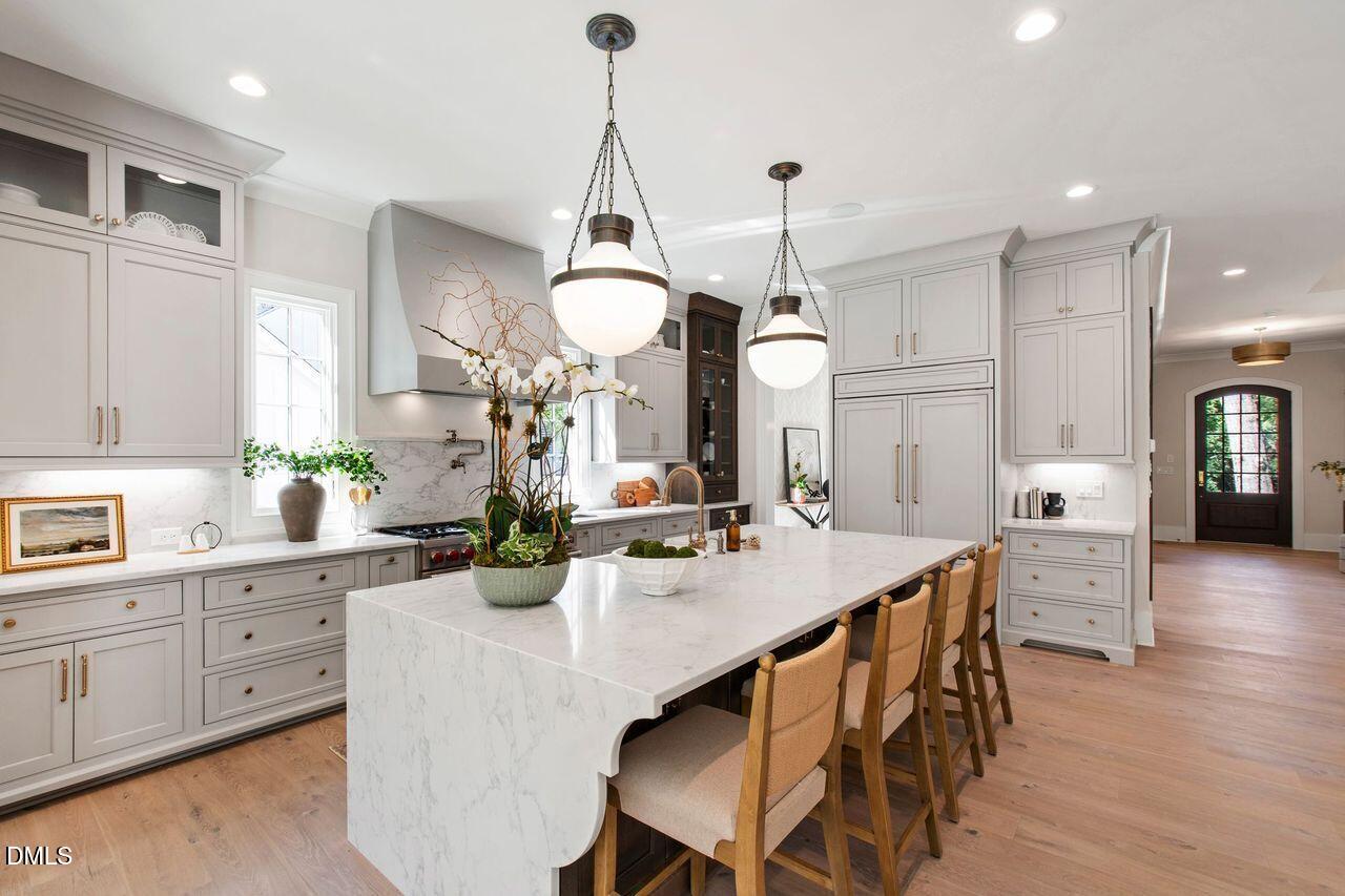 1406 Hunting Ridge Road