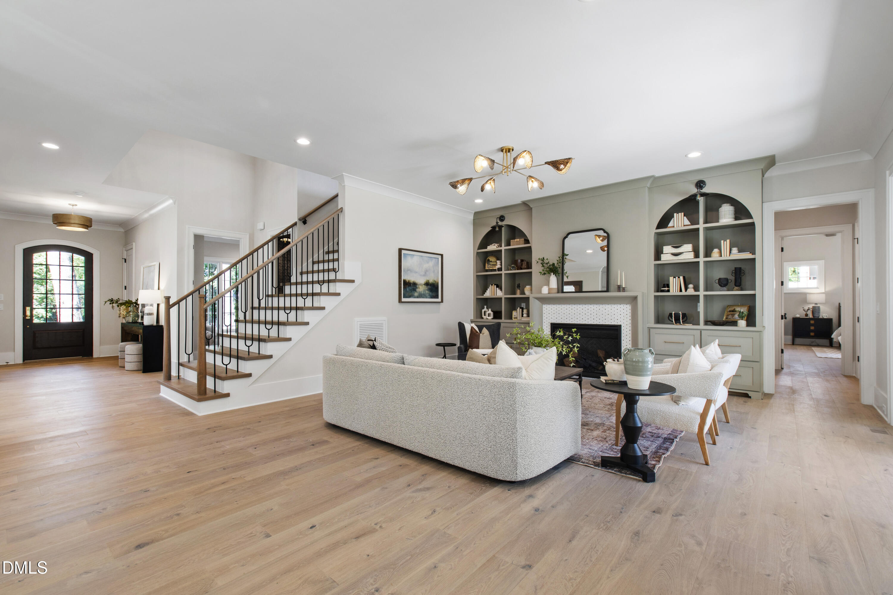 1406 Hunting Ridge Road