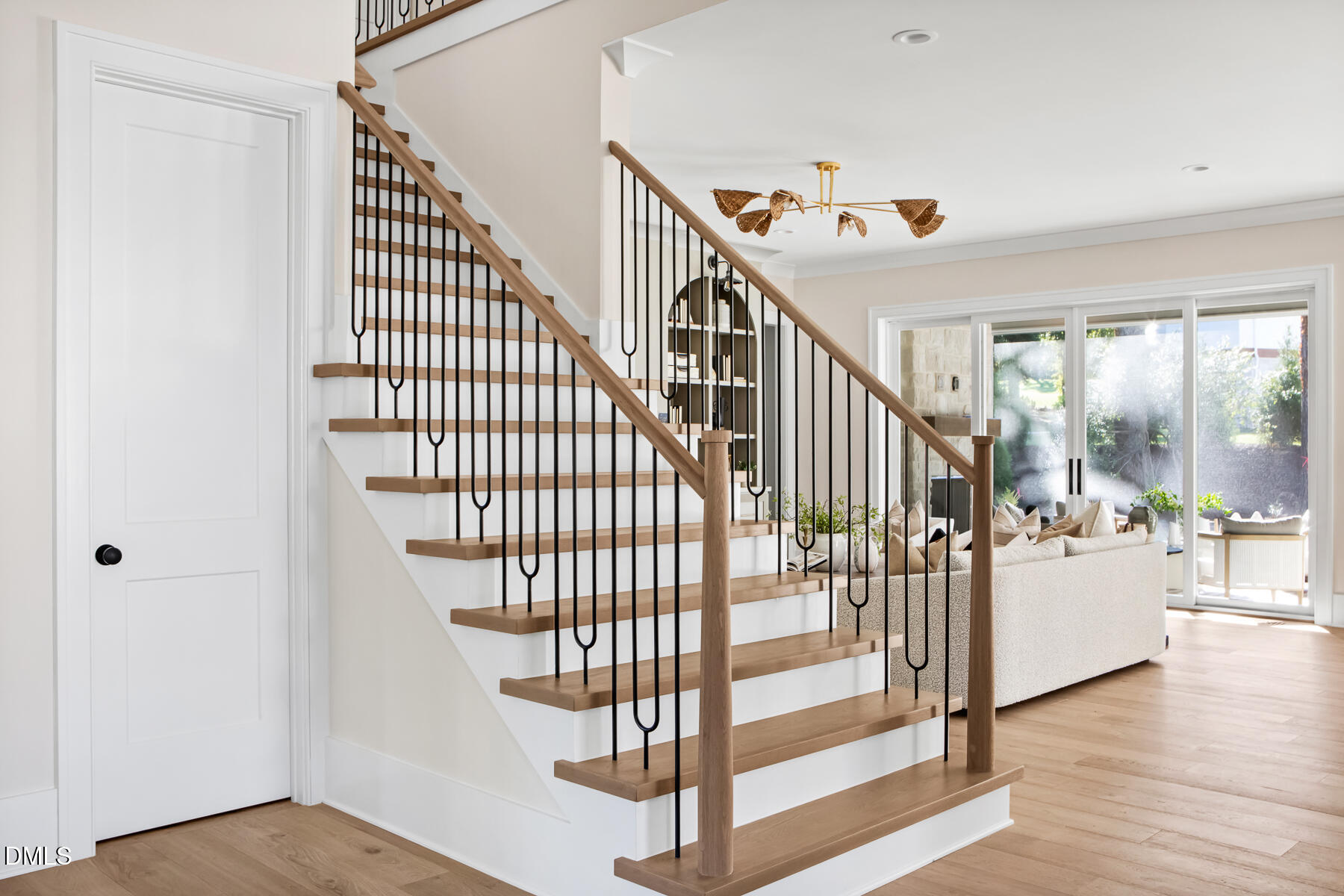 1406 Hunting Ridge Road