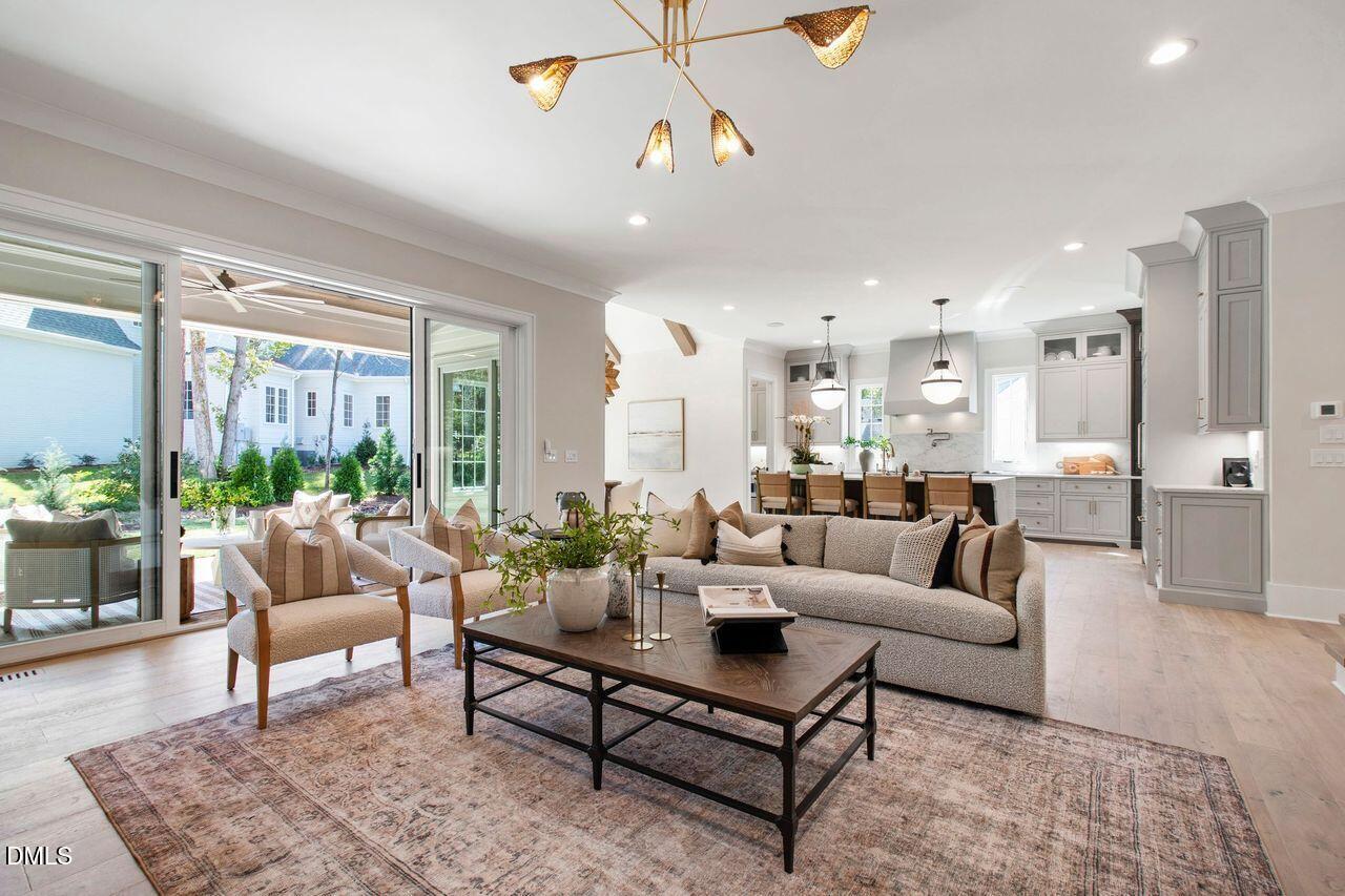 1406 Hunting Ridge Road