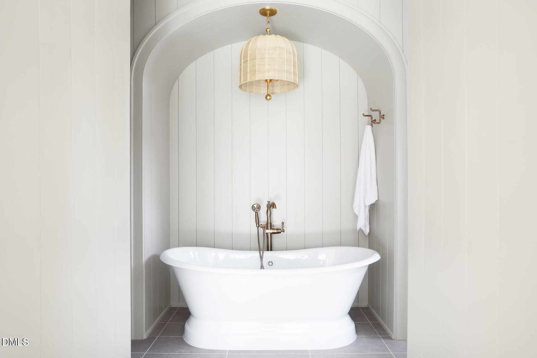 1406 Hunting Ridge Road