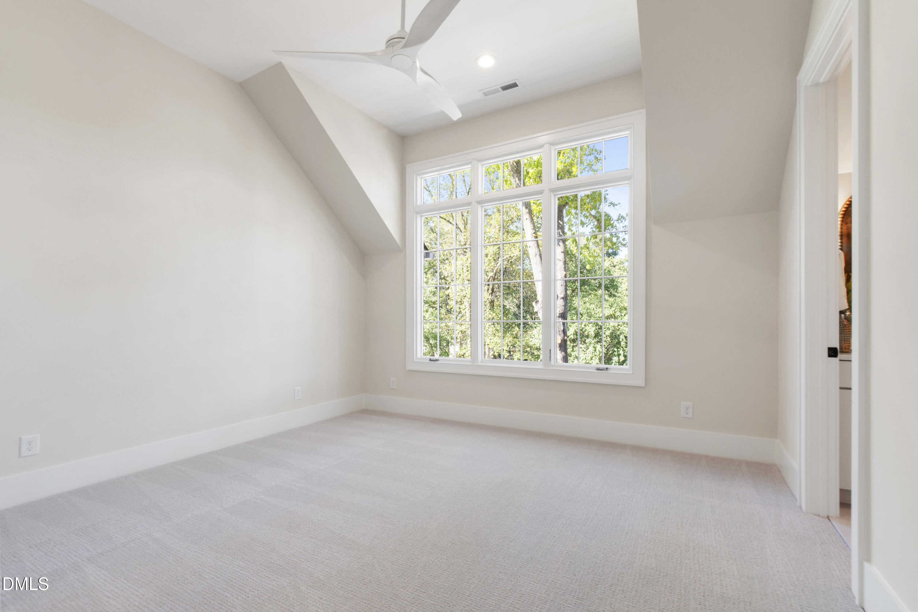 1406 Hunting Ridge Road