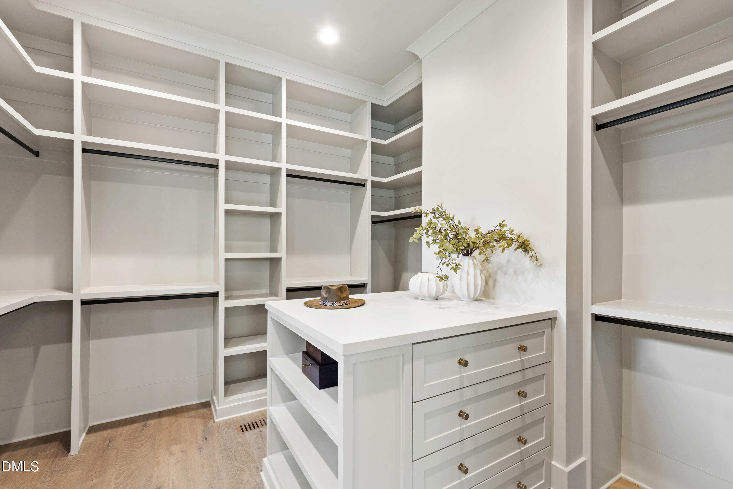 1406 Hunting Ridge Road