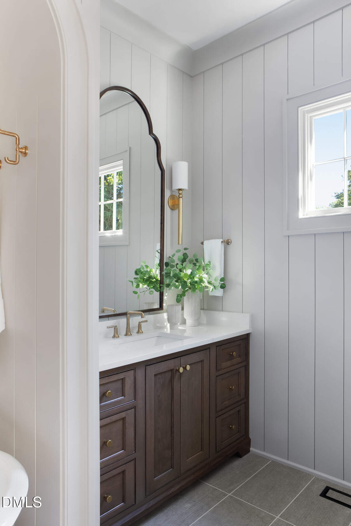 1406 Hunting Ridge Road