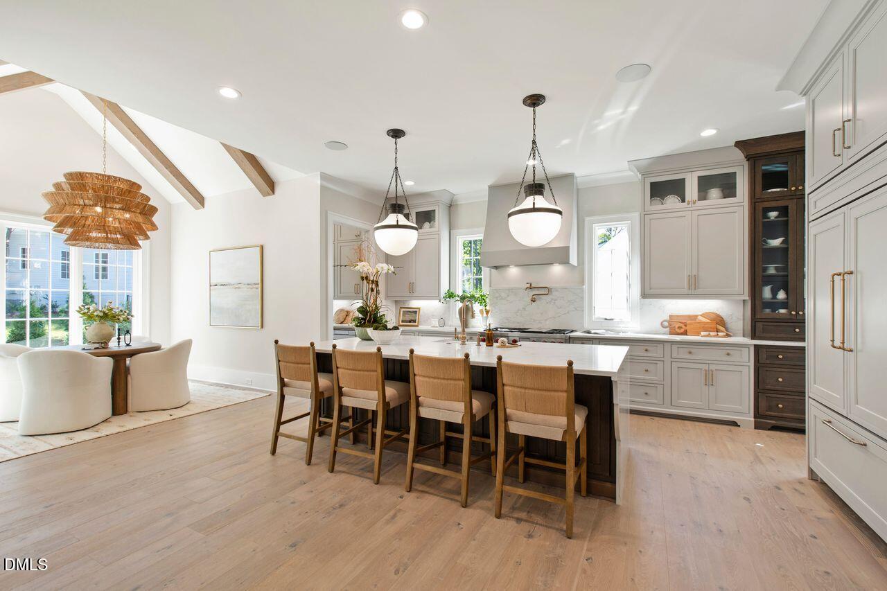 1406 Hunting Ridge Road