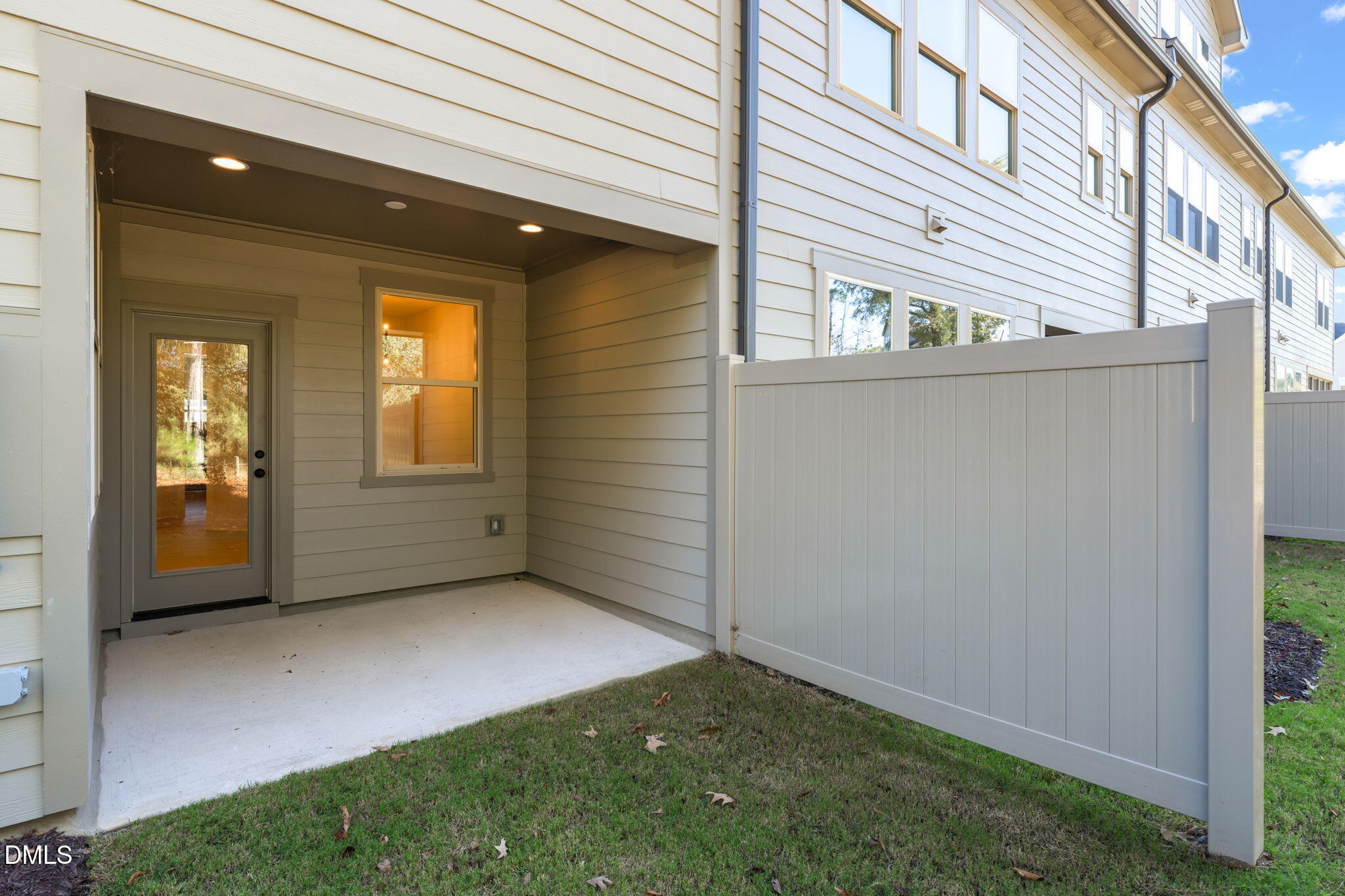 966 Double Helix Road