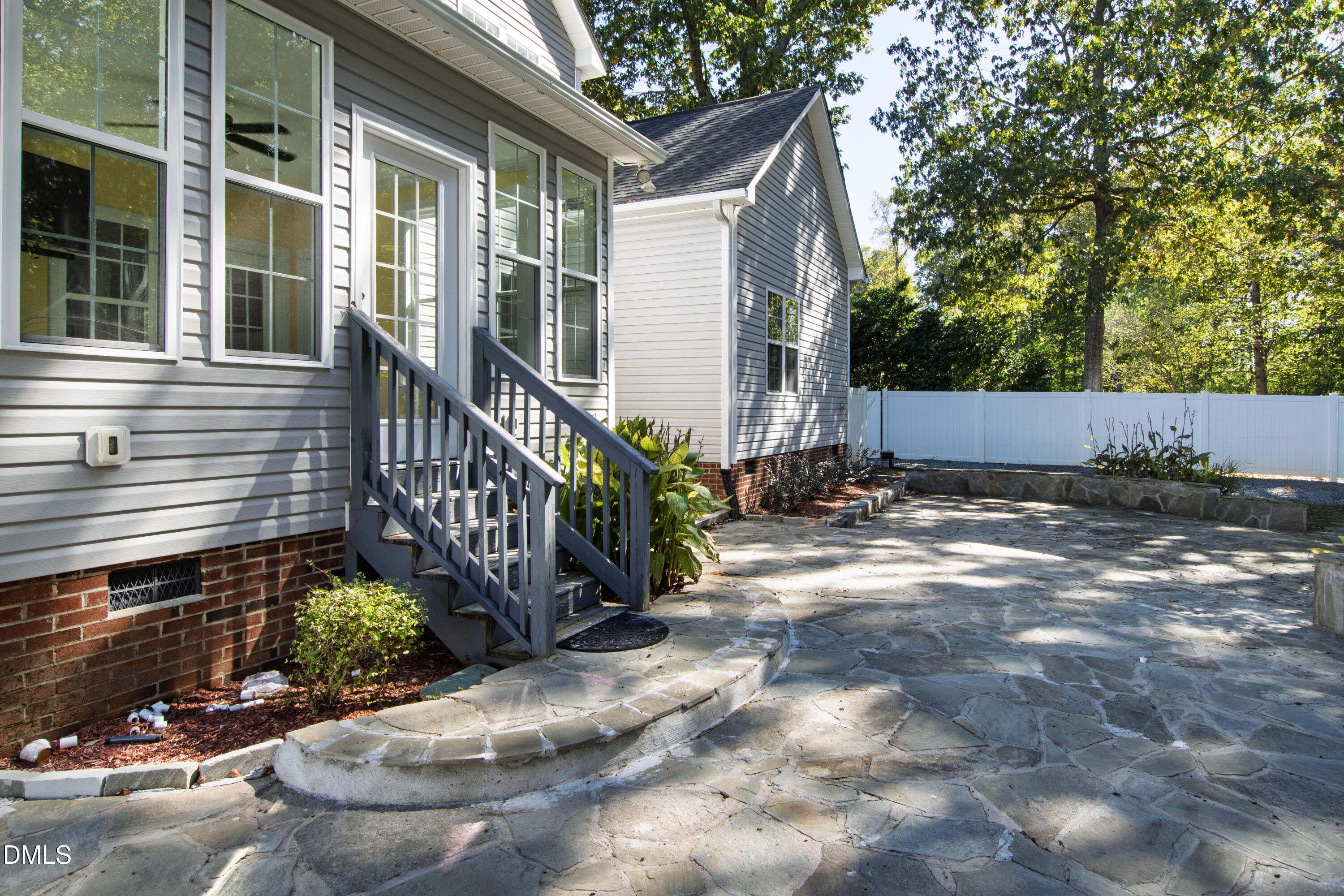 212 Fox Pen Drive, Raleigh