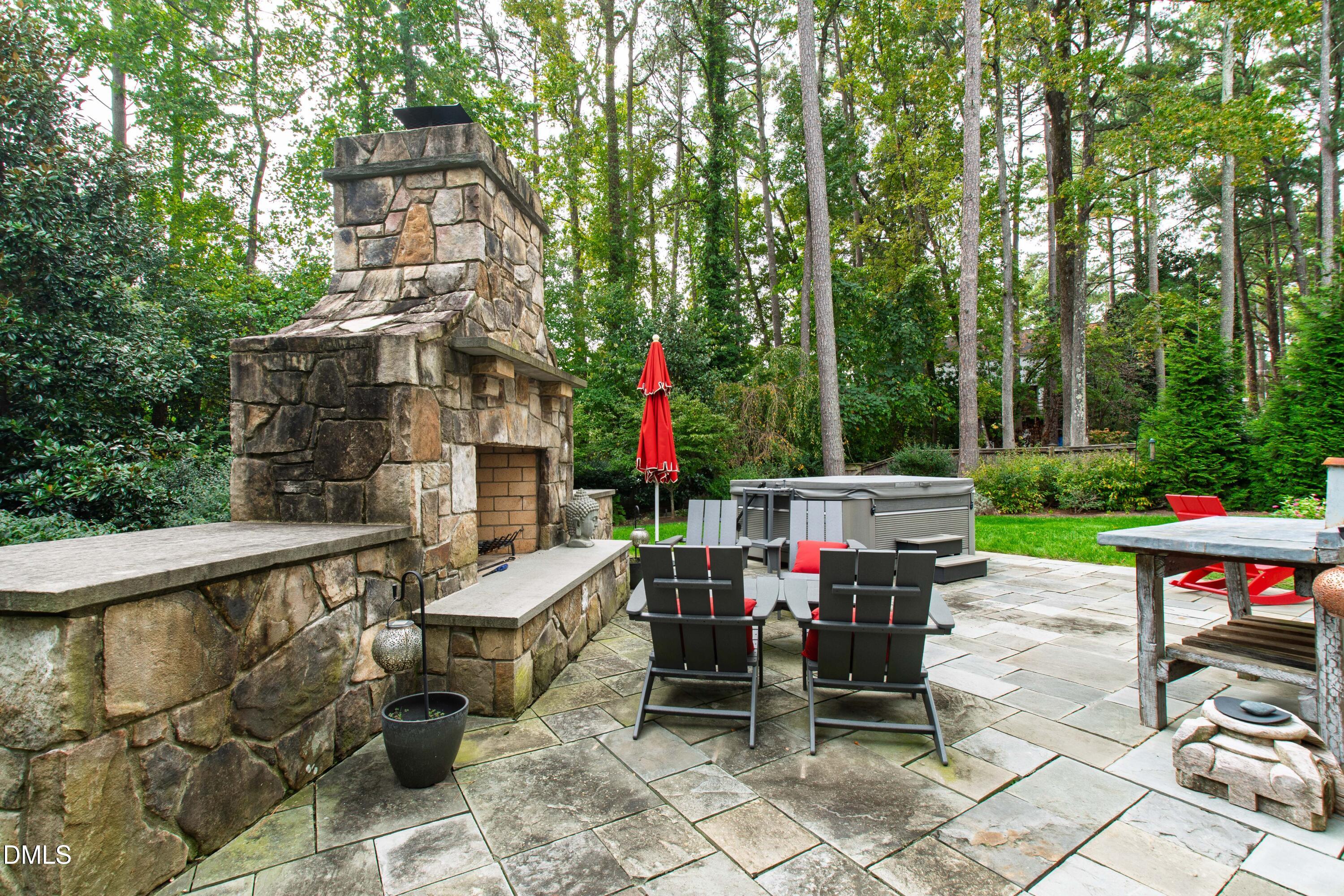 116 Crestview Road, Raleigh
