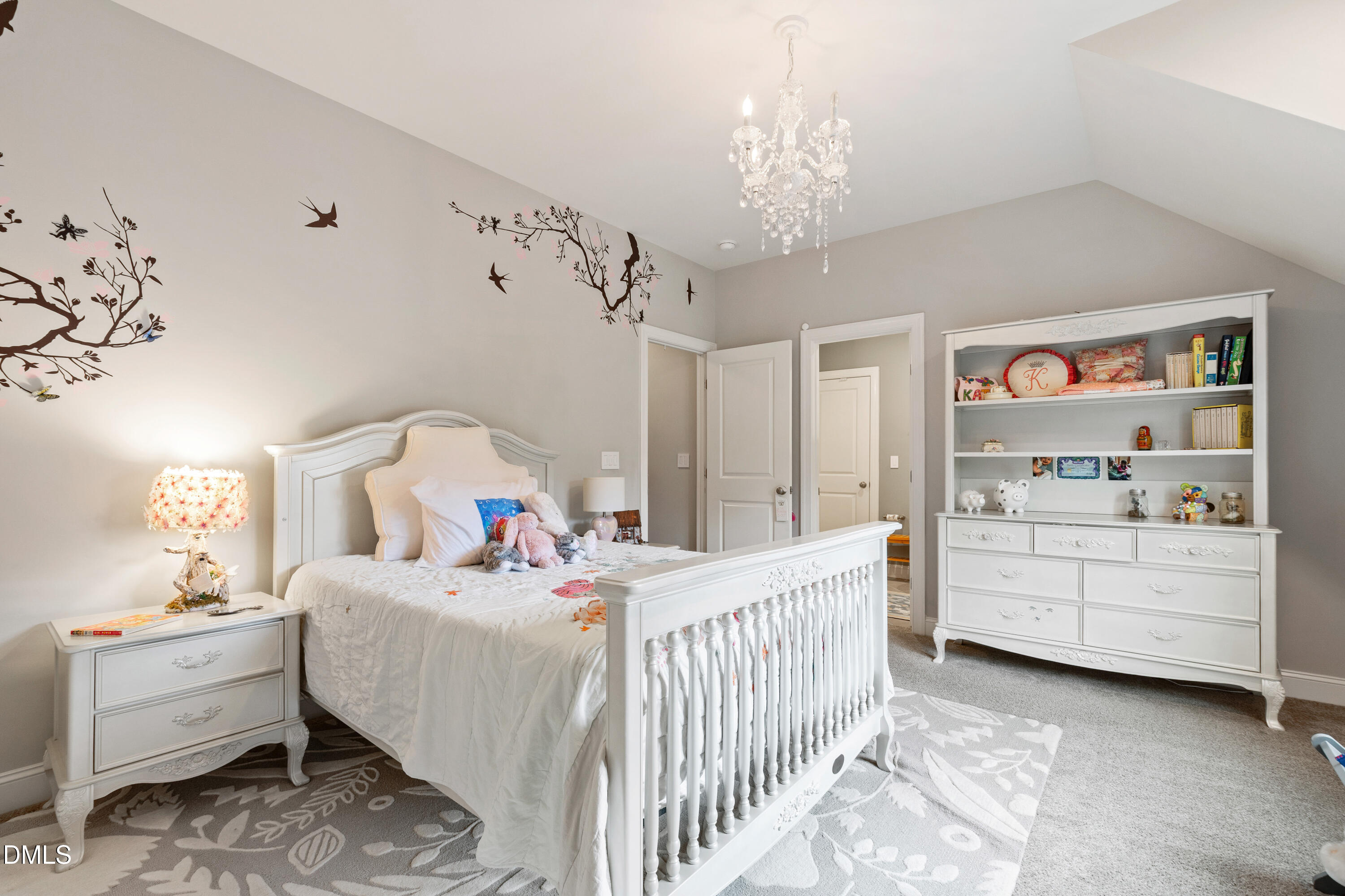 116 Crestview Road, Raleigh