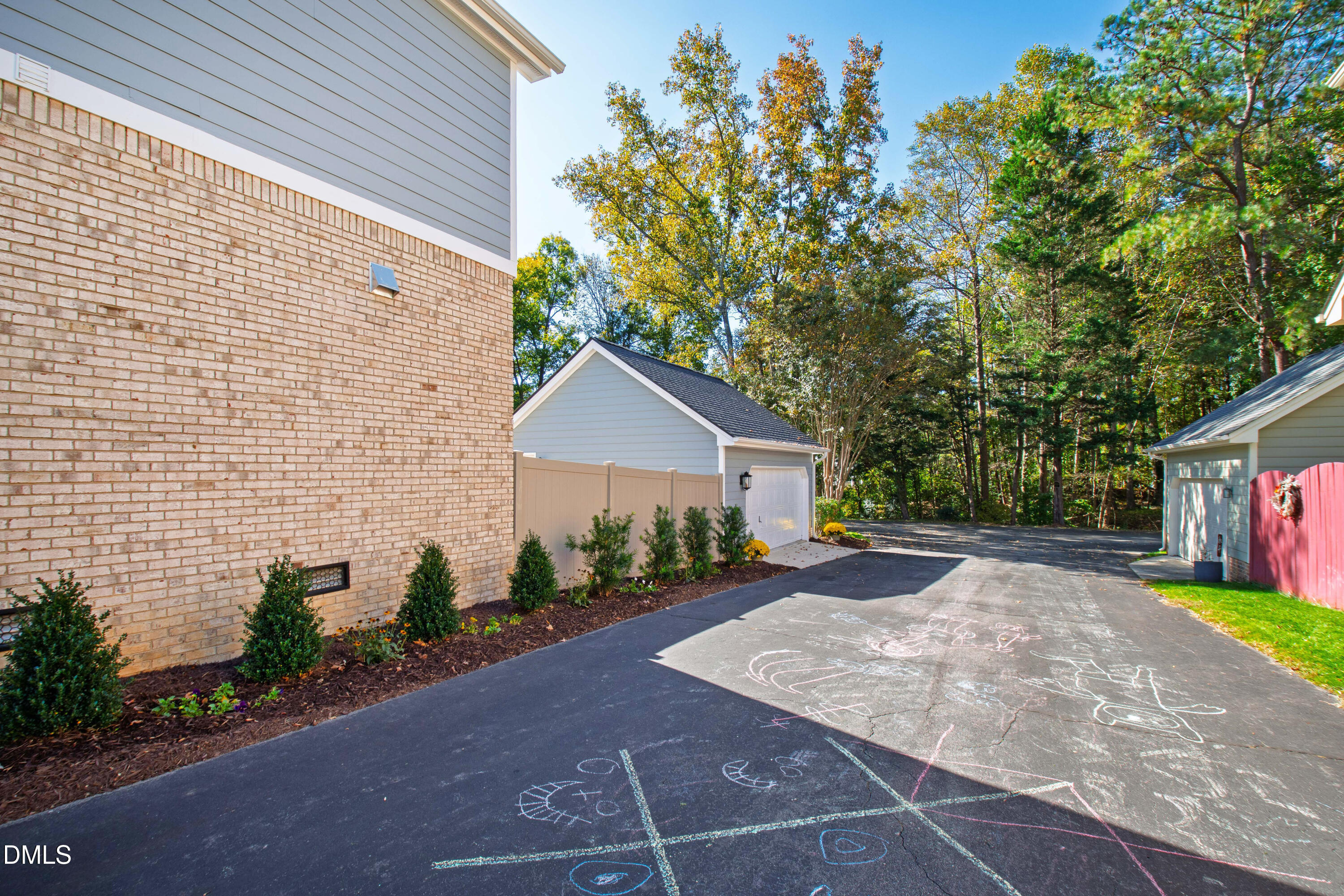 119 Ethans Glen Court, Cary