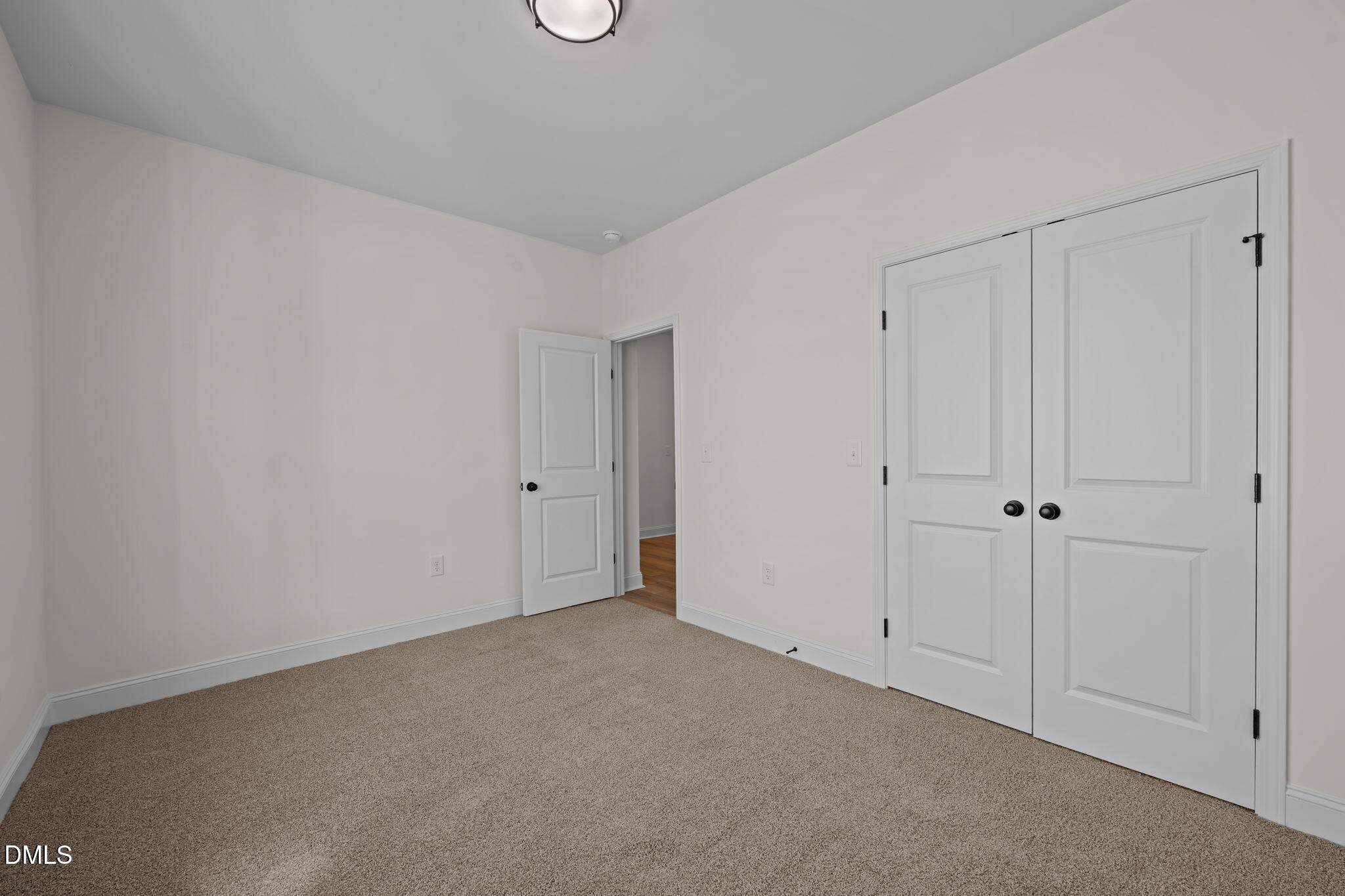 1216 Petite Terre Court