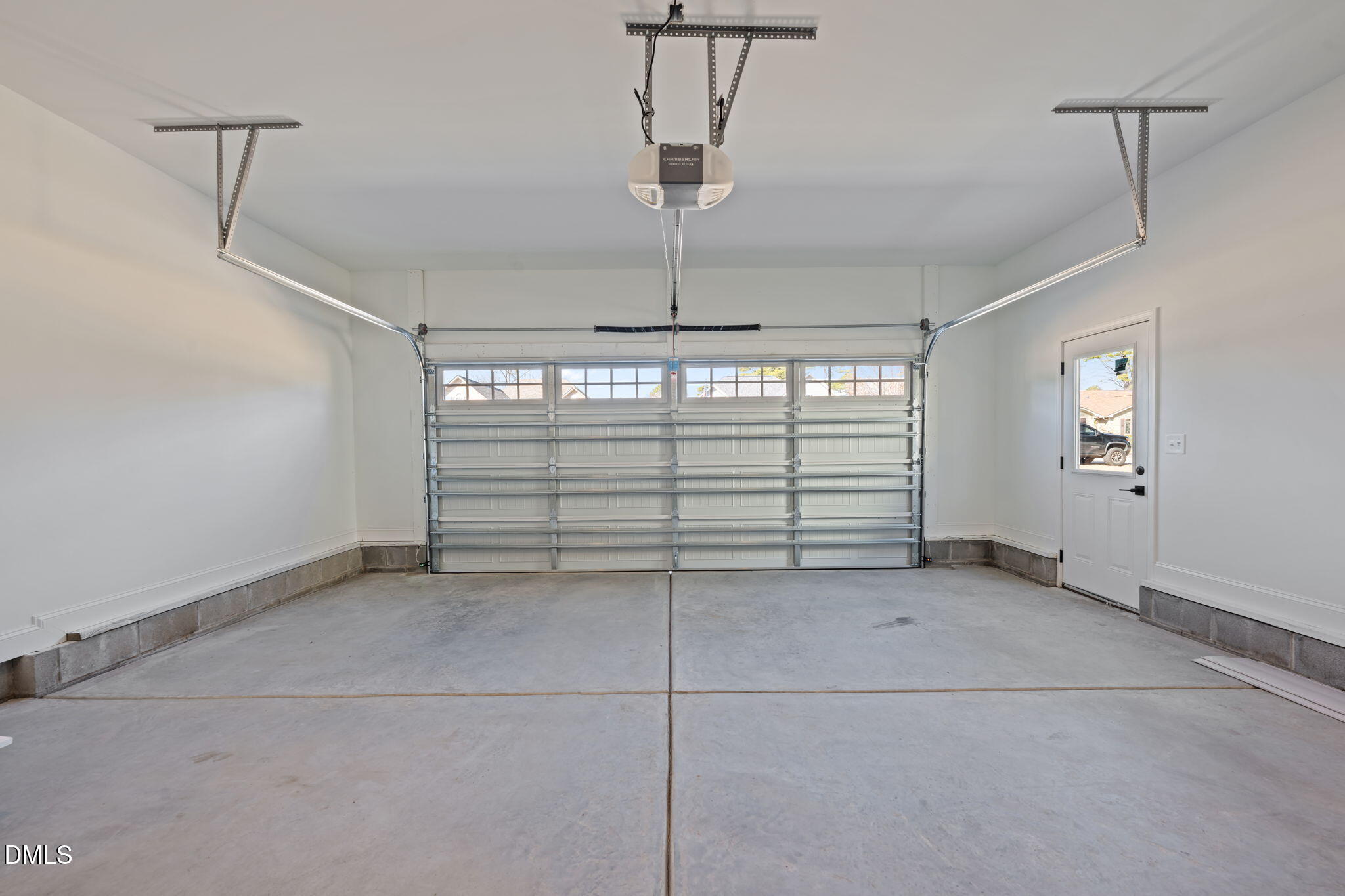 1216 Petite Terre Court