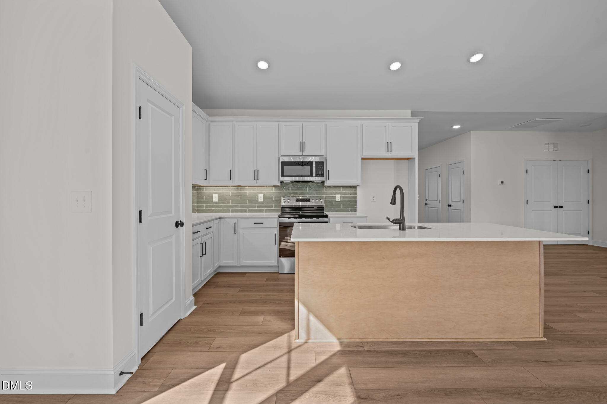 1216 Petite Terre Court