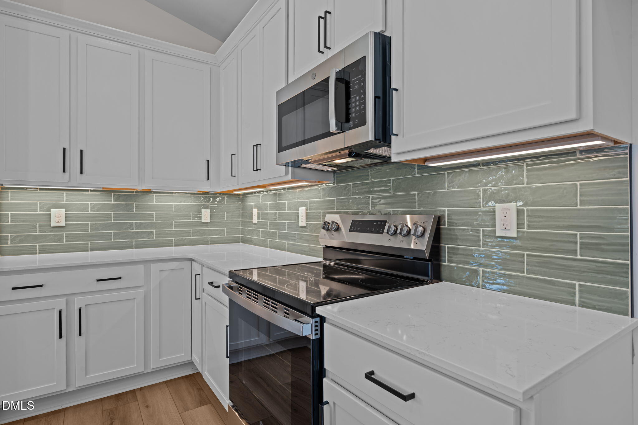 1216 Petite Terre Court