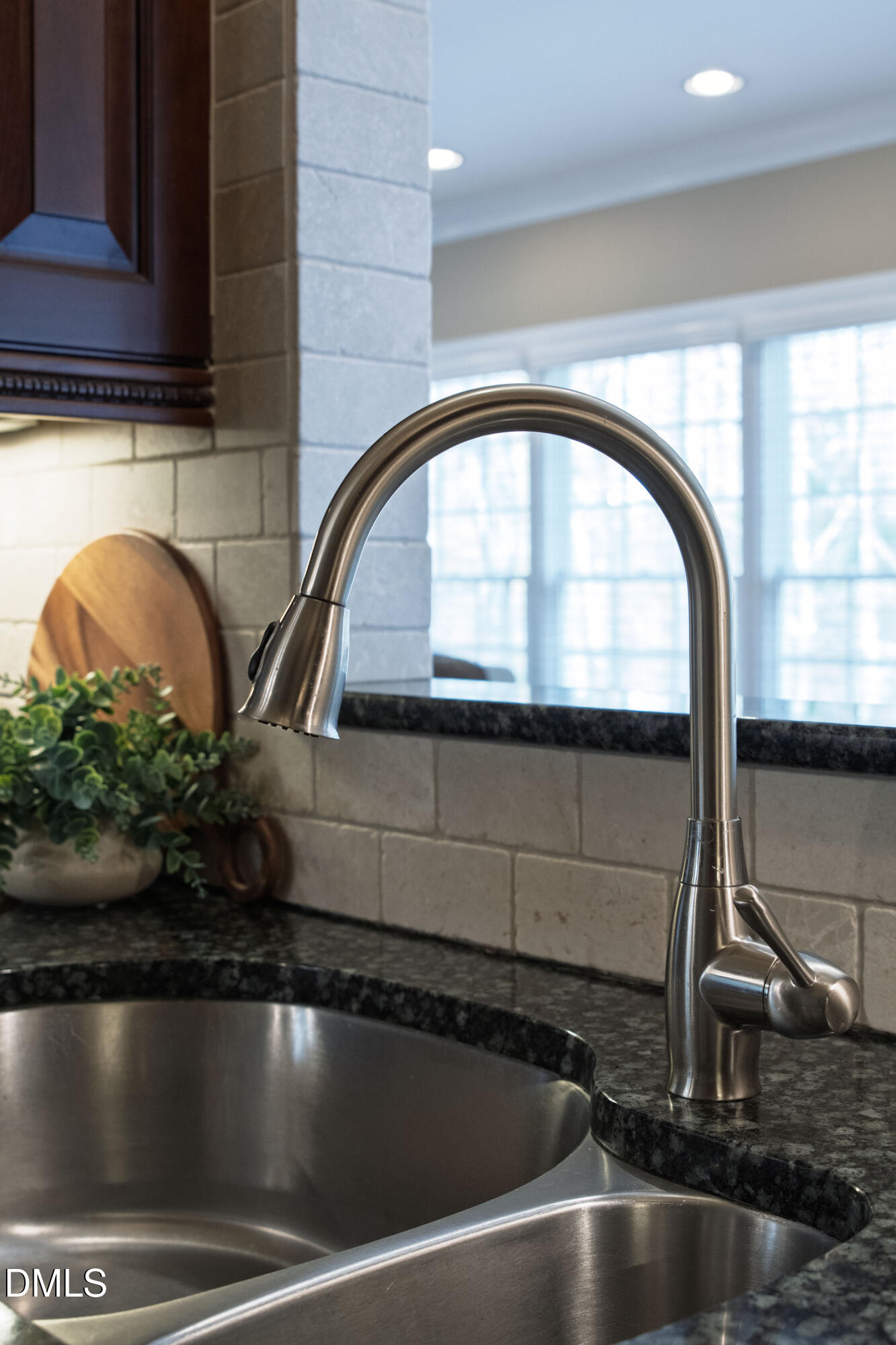 2405 Welsh Tavern Way