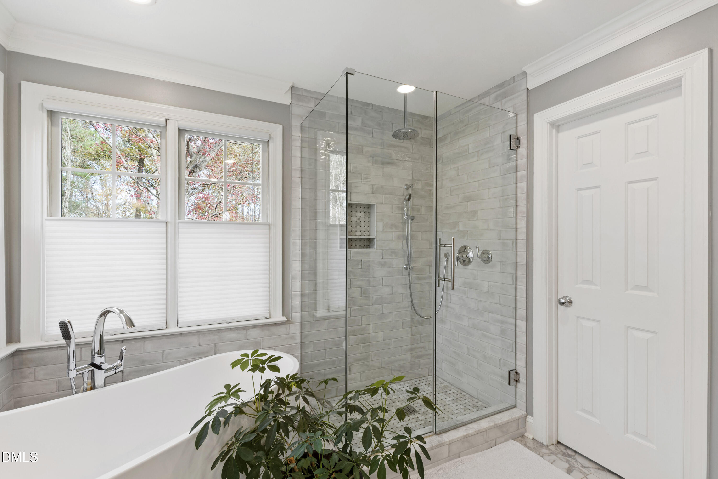 2405 Welsh Tavern Way