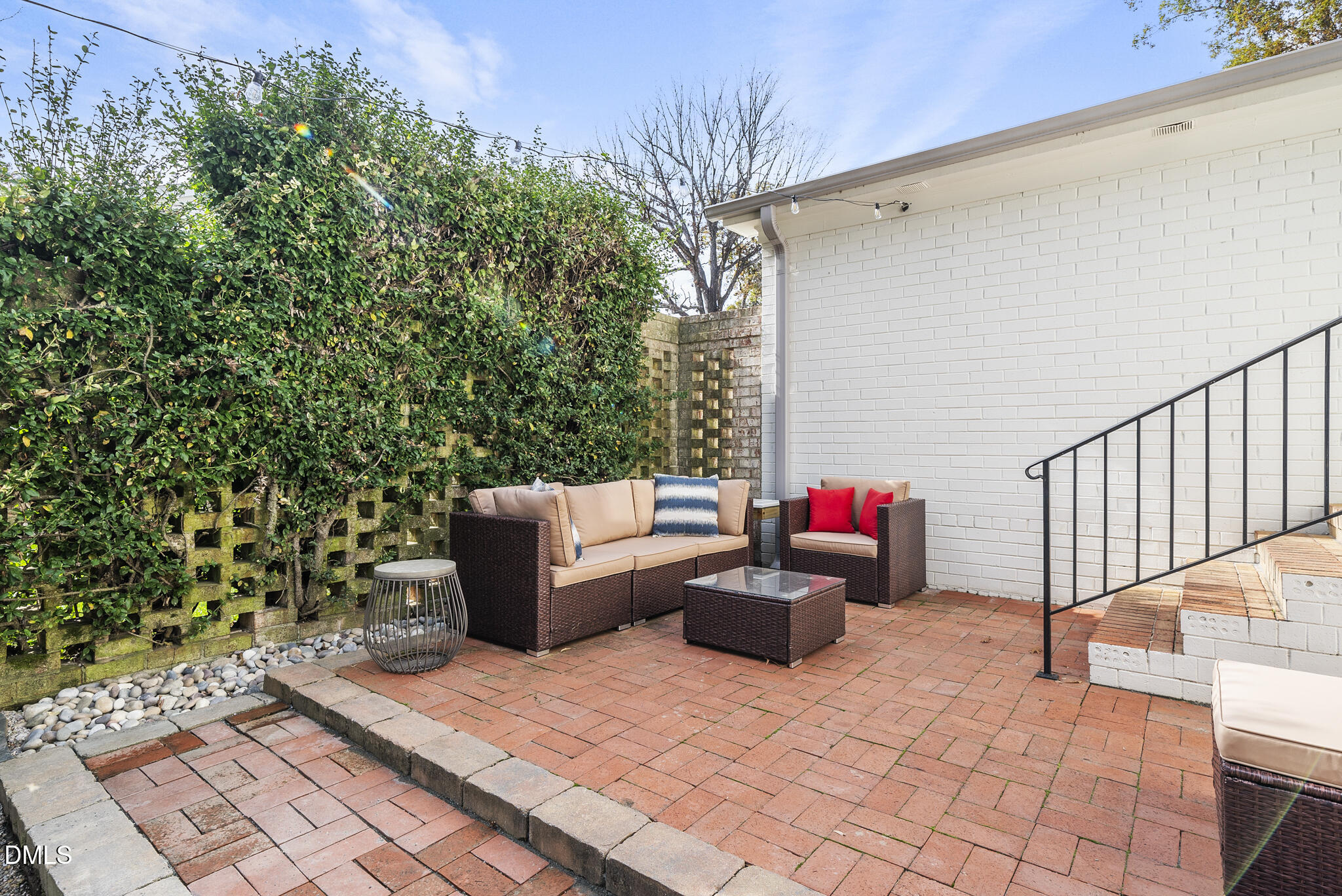 6800 Candlewood Drive