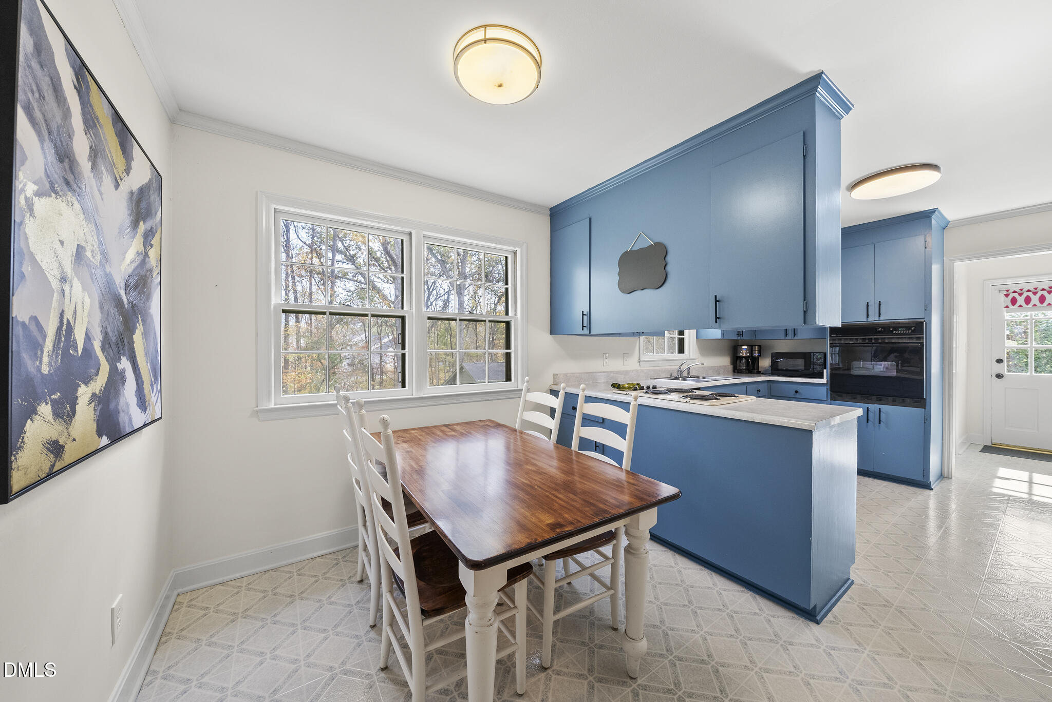 6800 Candlewood Drive