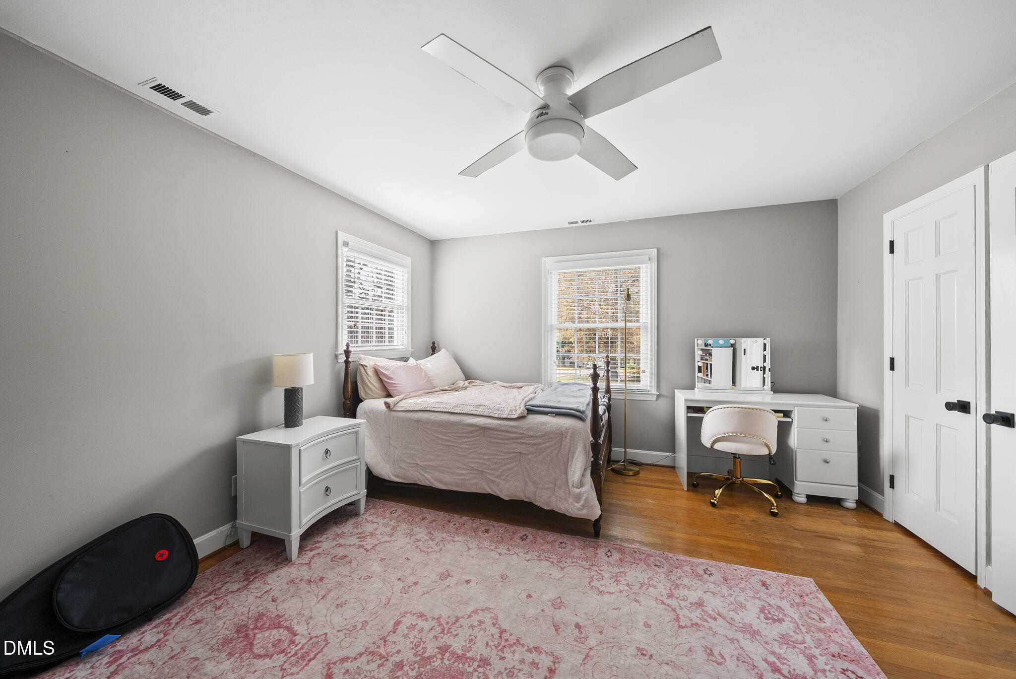 6800 Candlewood Drive