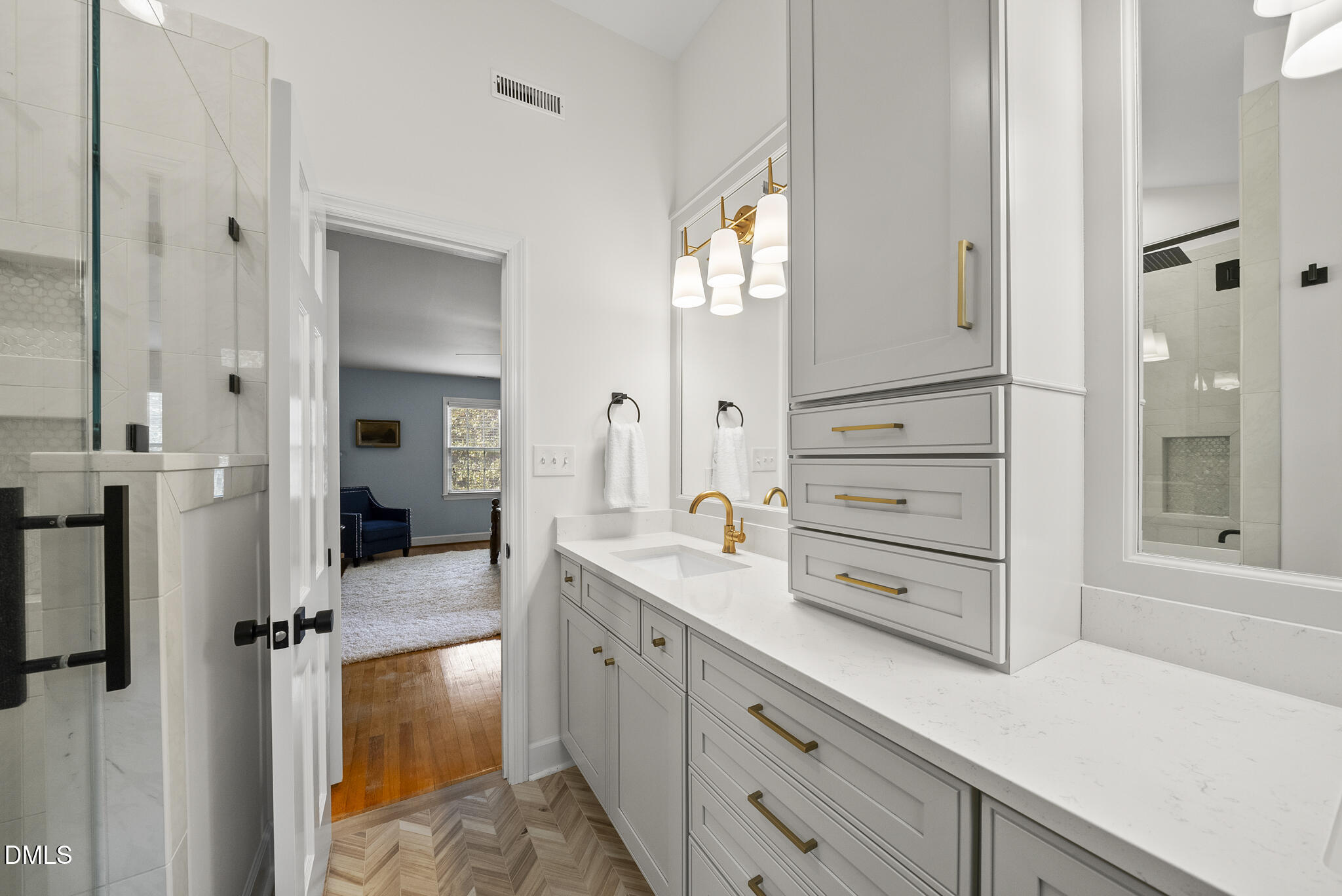 6800 Candlewood Drive